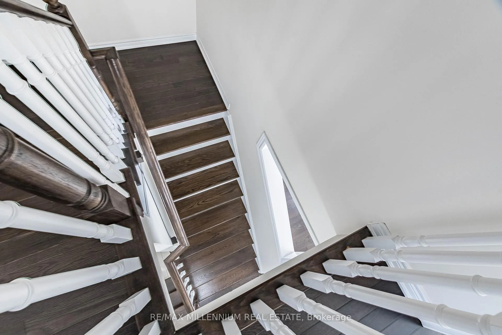 Photo 34 of 11 Spokanne Street, Brampton, Sandringham-Wellington North — HOMEH
