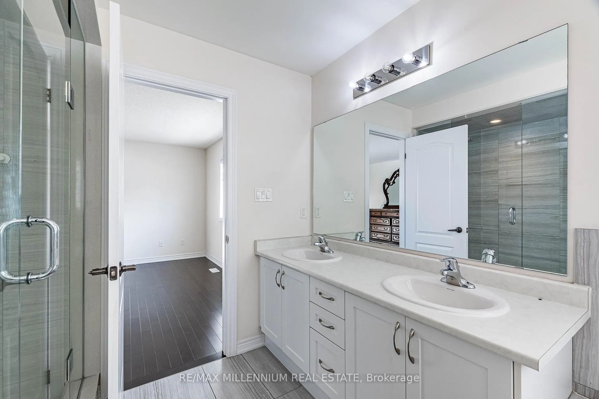 Photo 41 of 11 Spokanne Street, Brampton, Sandringham-Wellington North — HOMEH