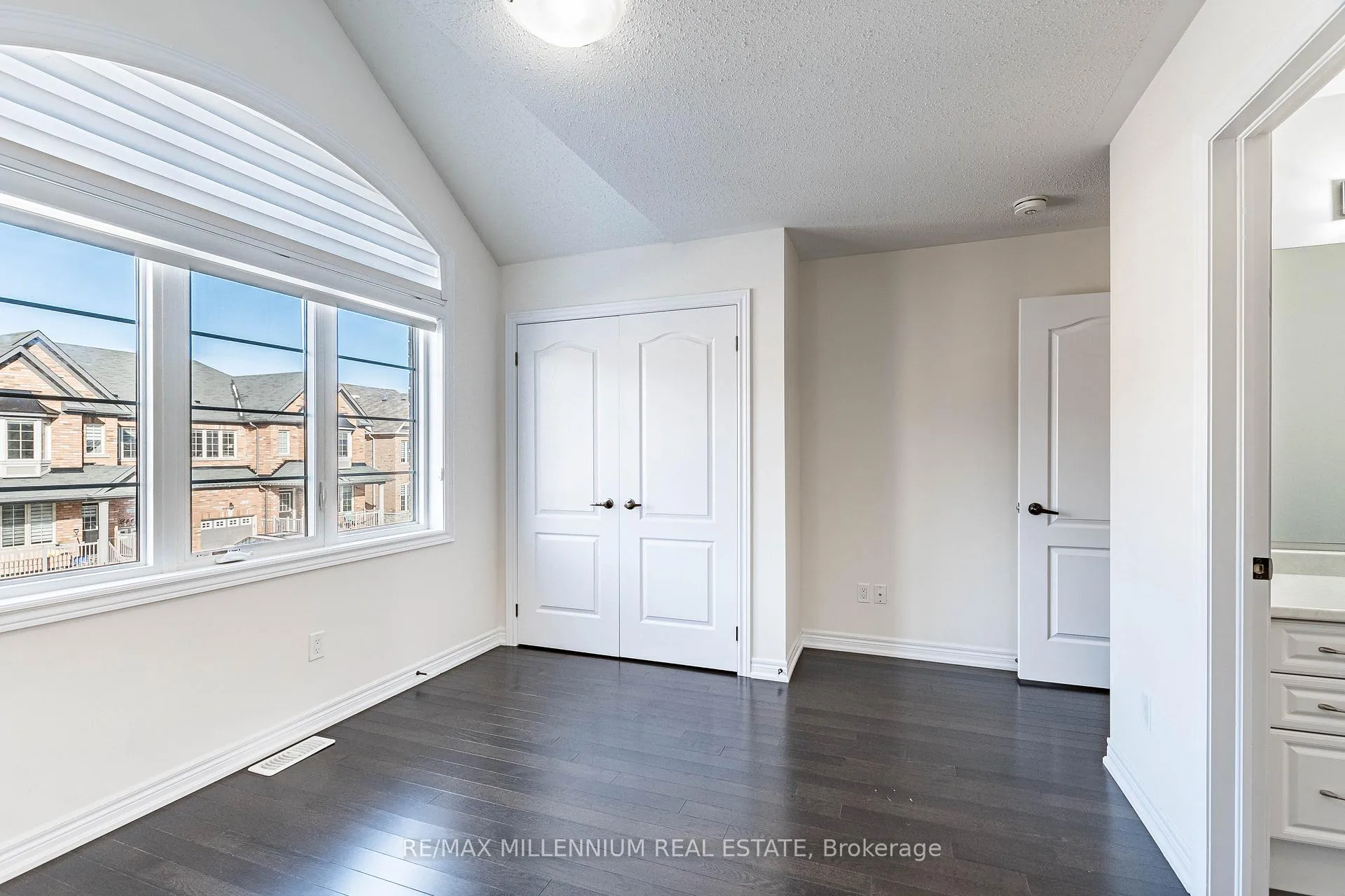 Photo 43 of 11 Spokanne Street, Brampton, Sandringham-Wellington North — HOMEH