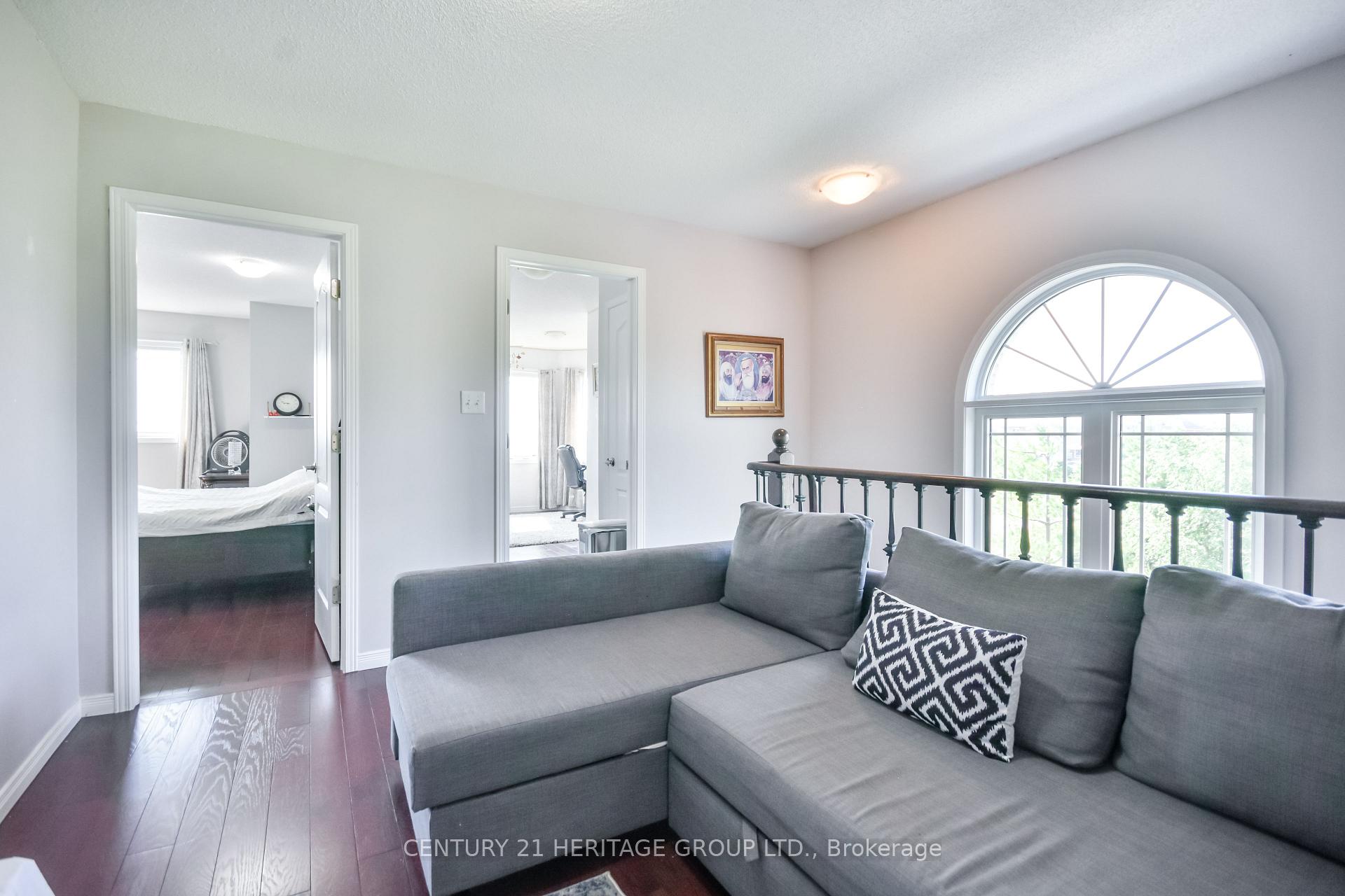 Photo 15 of 2080 Gibson Street, Innisfil, Alcona — HOMEH