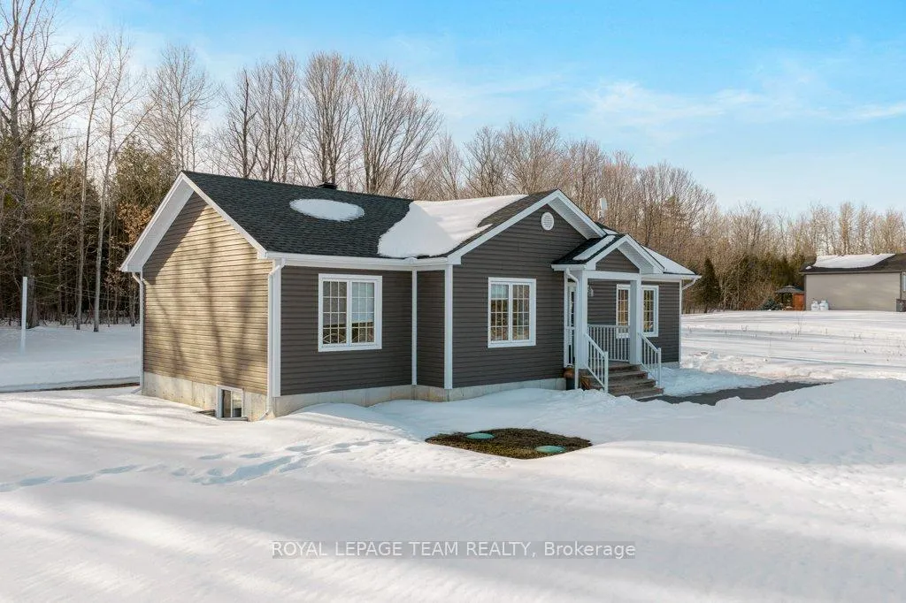Photo 3 of 8094 County Road 44, Edwardsburgh/Cardinal, Edwardsburgh/Cardinal Twp — HOMEH