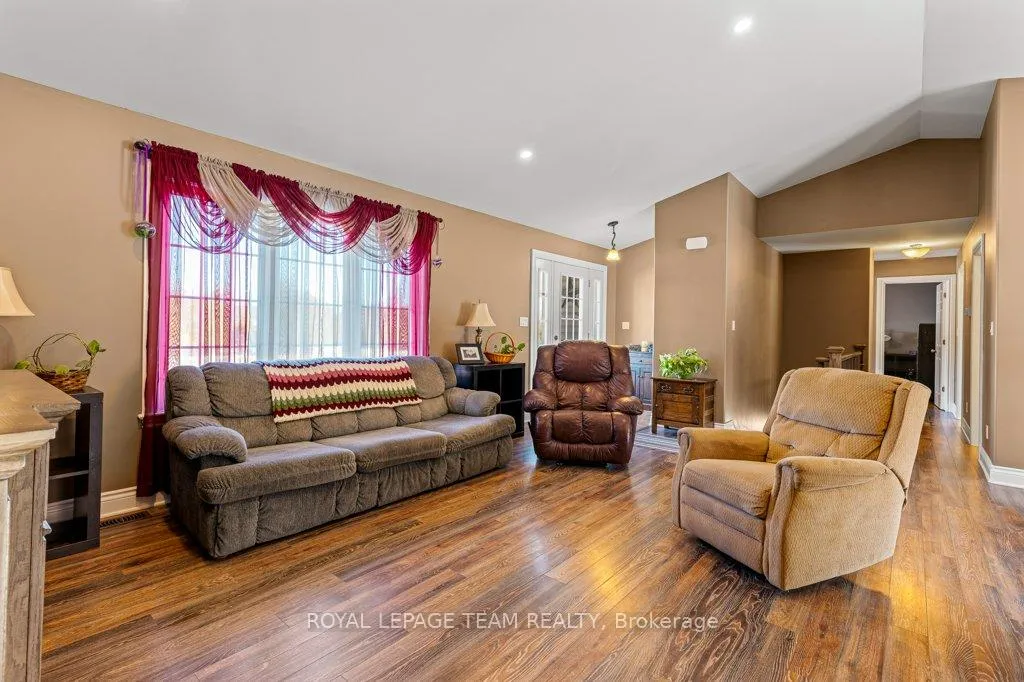 Photo 8 of 8094 County Road 44, Edwardsburgh/Cardinal, Edwardsburgh/Cardinal Twp — HOMEH