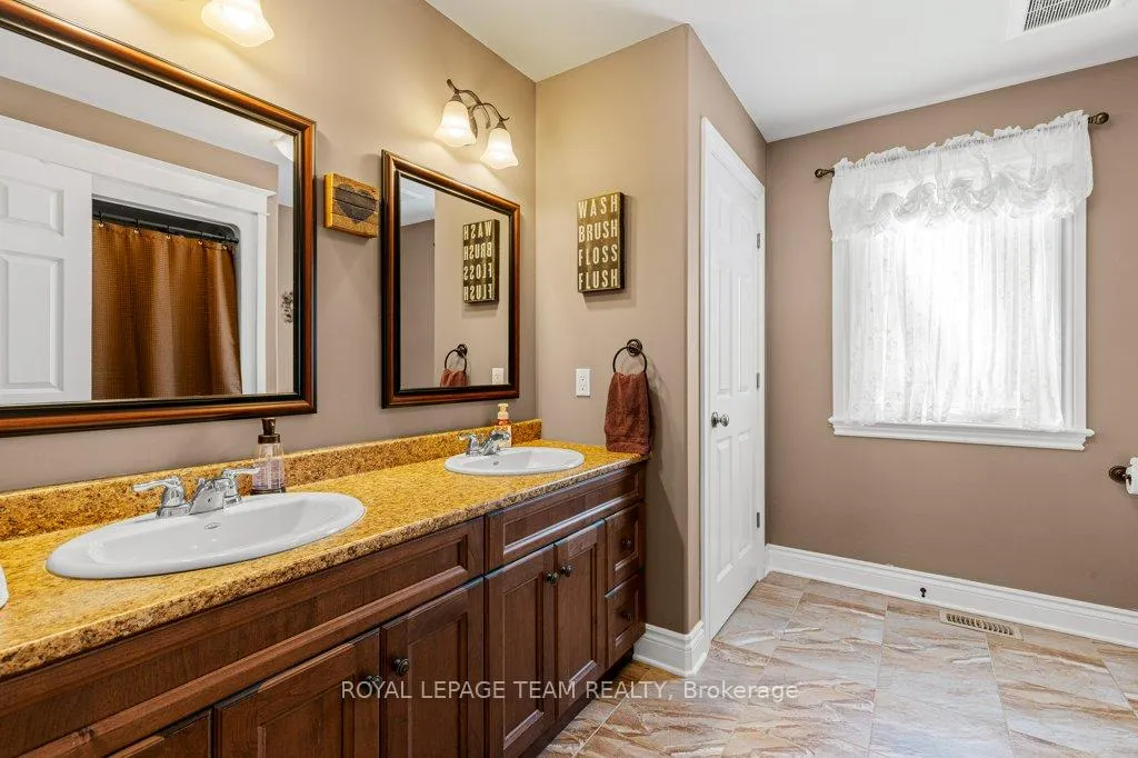 Photo 16 of 8094 County Road 44, Edwardsburgh/Cardinal, Edwardsburgh/Cardinal Twp — HOMEH