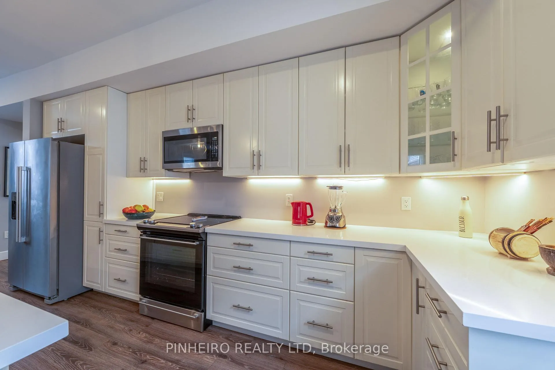 Photo 11 of 87 Elgin Street, St. Thomas — HOMEH