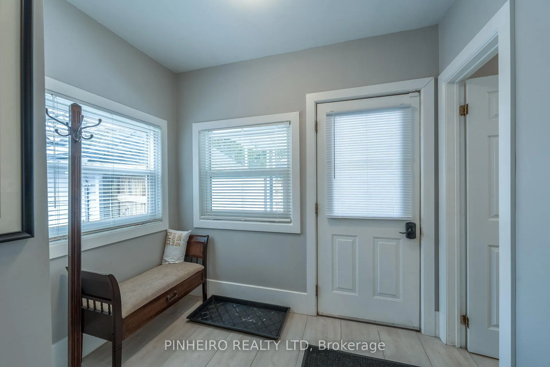Photo 16 of 87 Elgin Street, St. Thomas — HOMEH