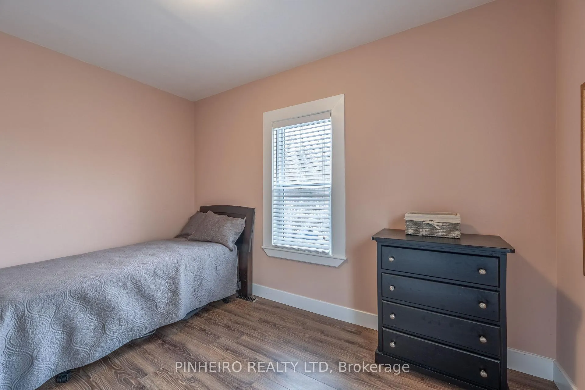 Photo 22 of 87 Elgin Street, St. Thomas — HOMEH