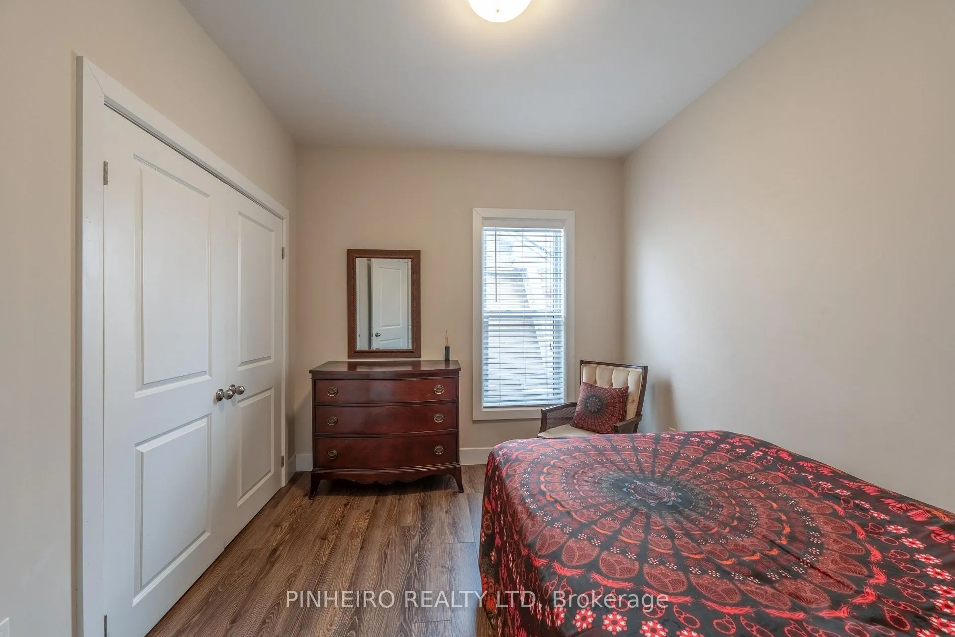 Photo 24 of 87 Elgin Street, St. Thomas — HOMEH