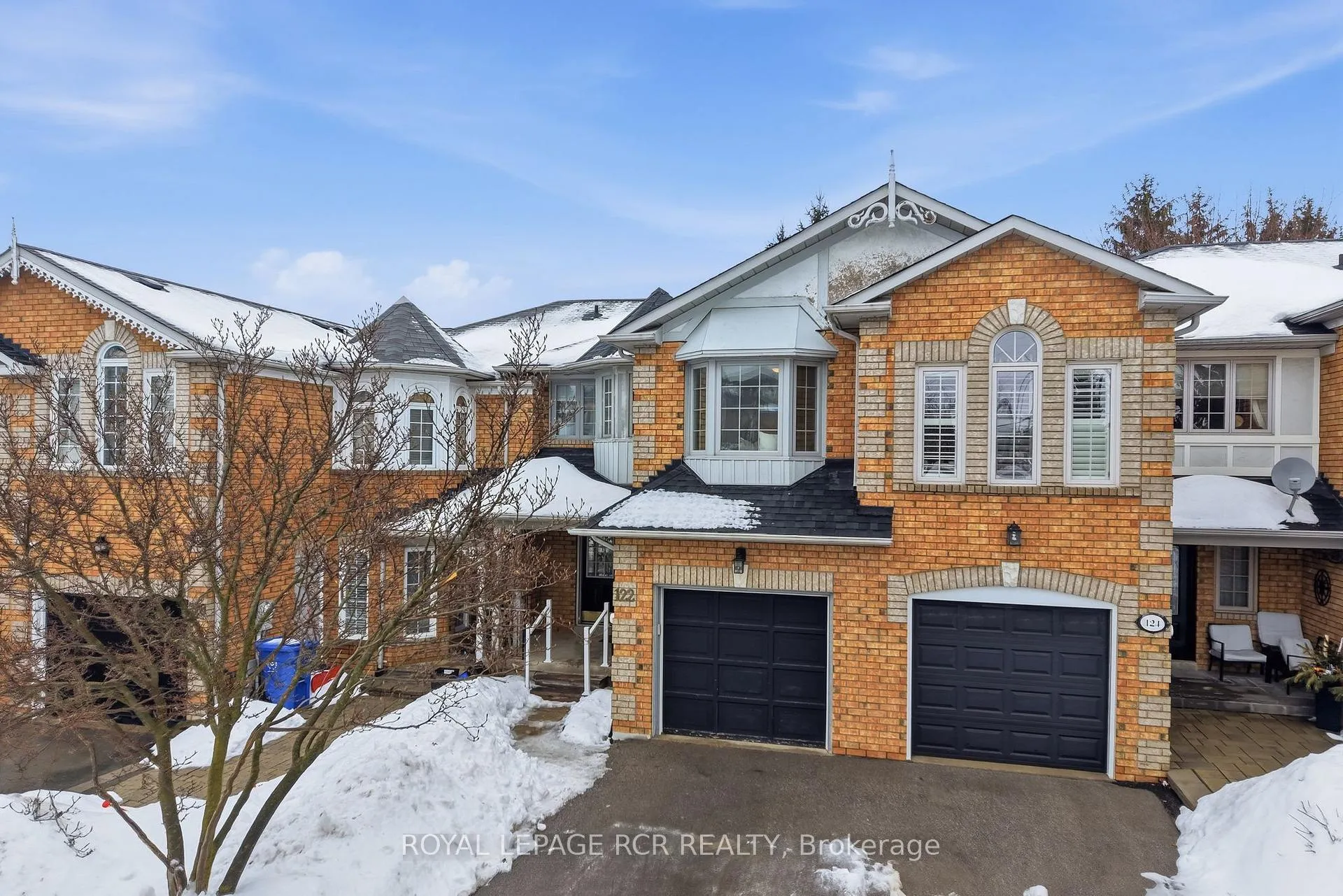 Photo 1 of 122 Downey Circle, Aurora, Bayview Wellington — HOMEH