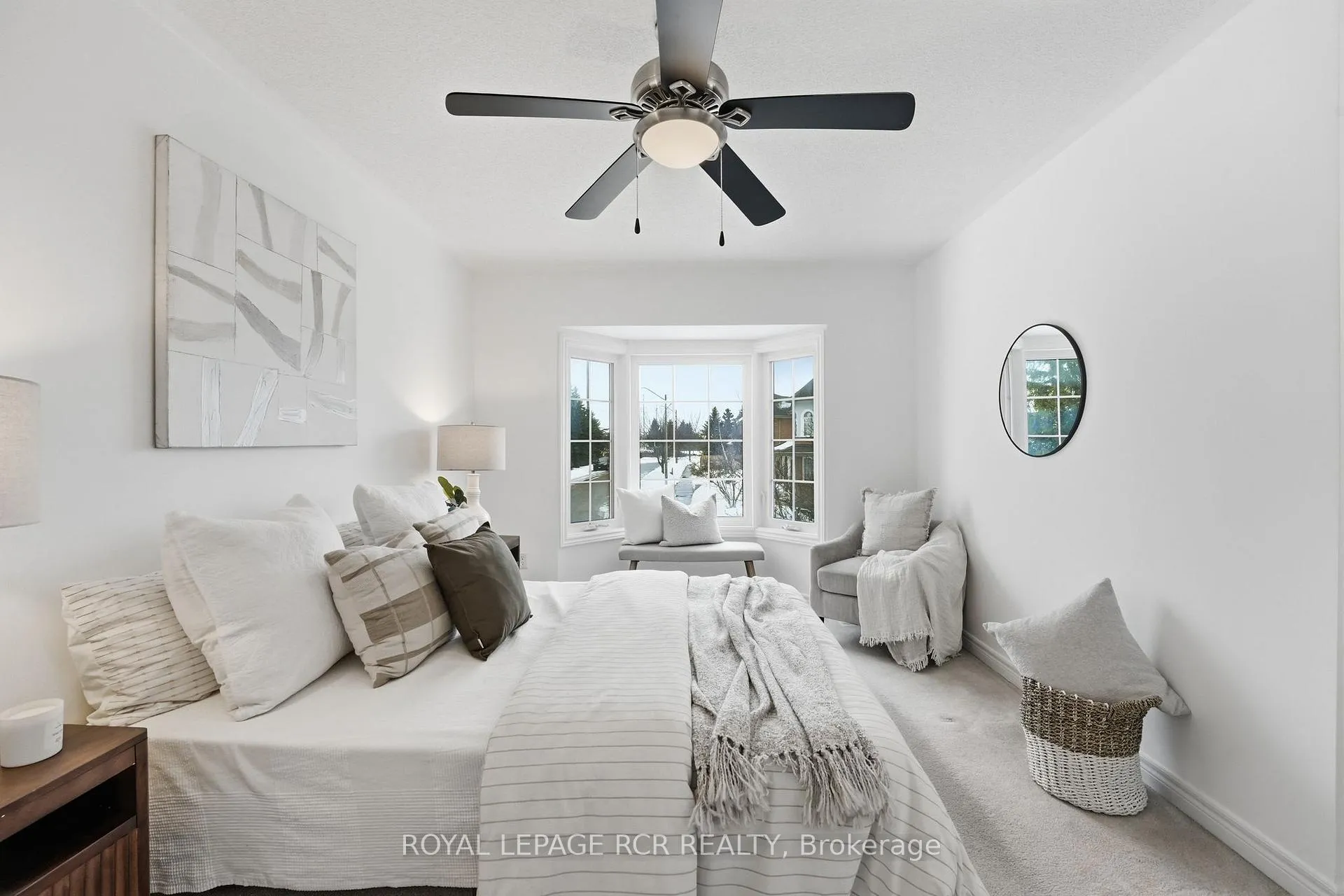 Photo 18 of 122 Downey Circle, Aurora, Bayview Wellington — HOMEH