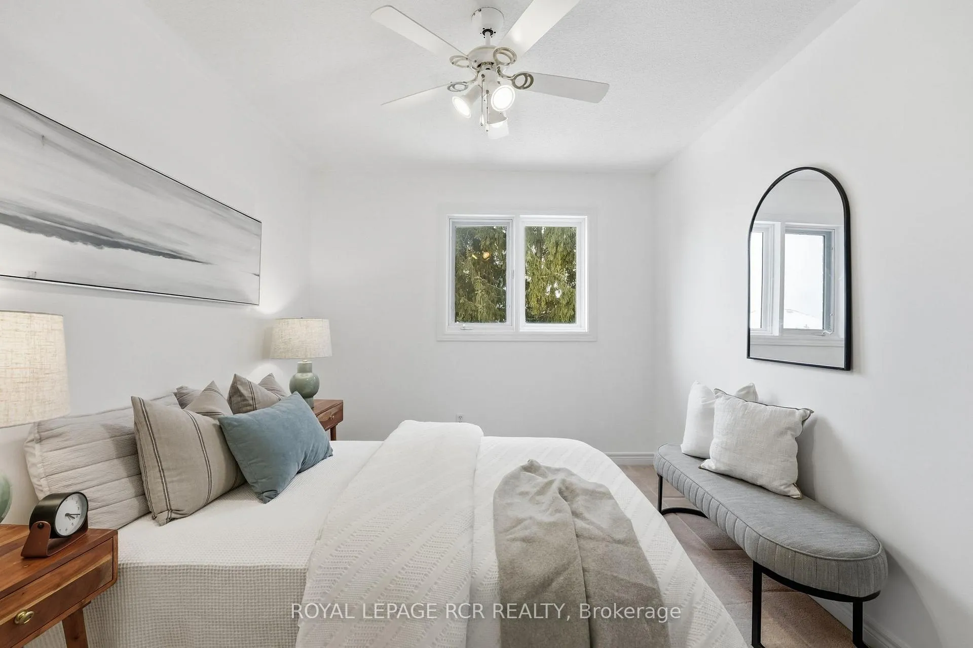 Photo 25 of 122 Downey Circle, Aurora, Bayview Wellington — HOMEH
