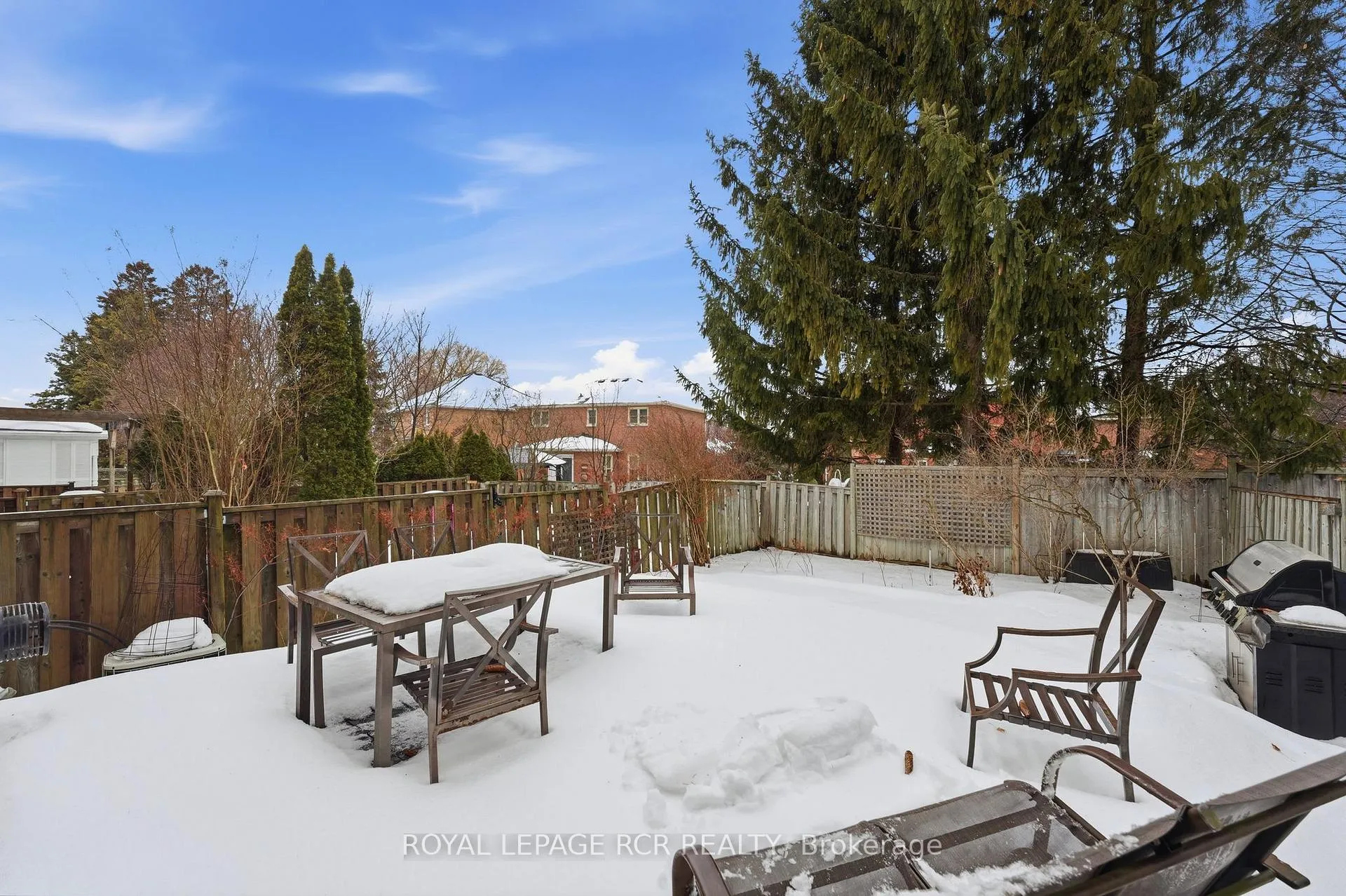 Photo 33 of 122 Downey Circle, Aurora, Bayview Wellington — HOMEH