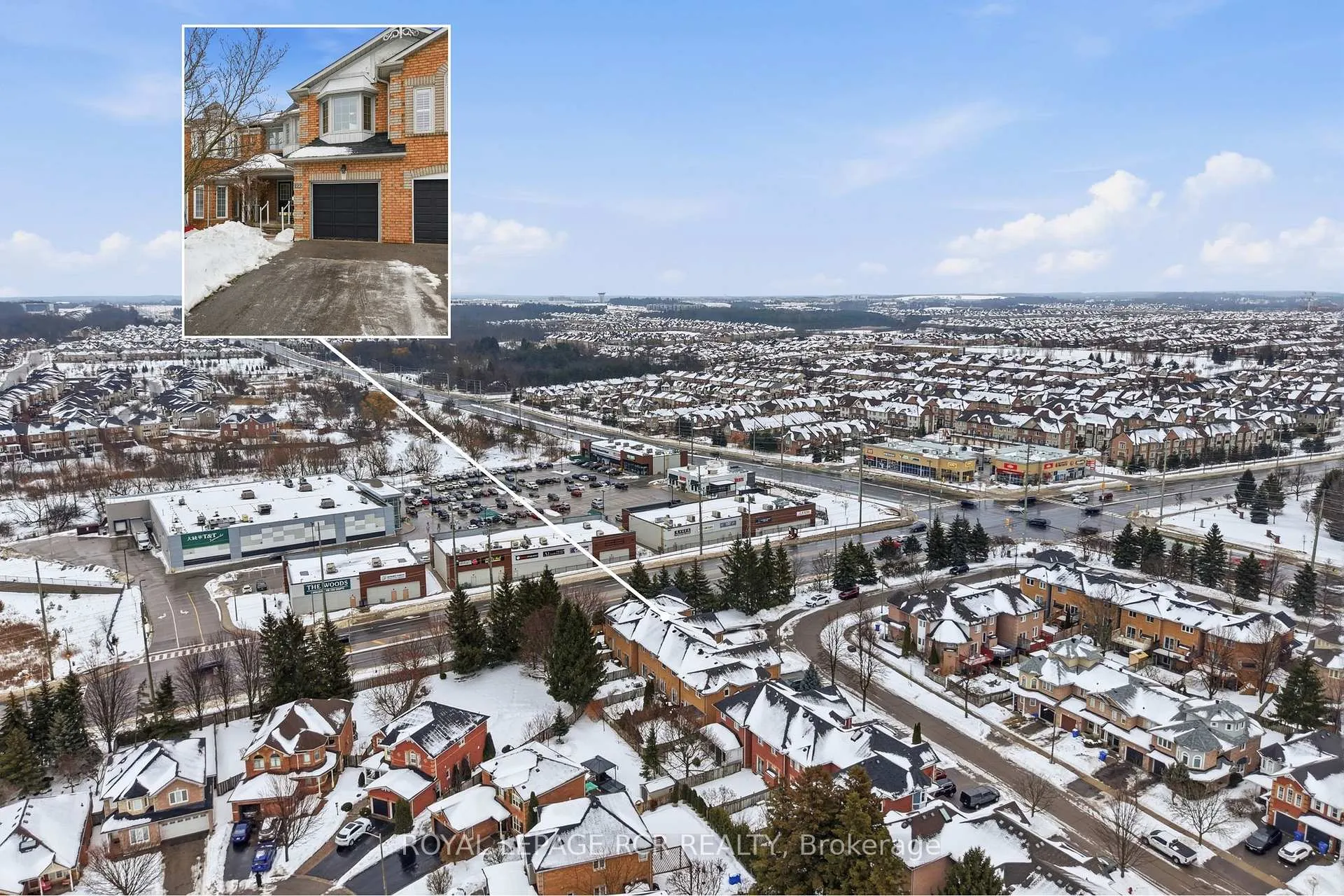 Photo 36 of 122 Downey Circle, Aurora, Bayview Wellington — HOMEH