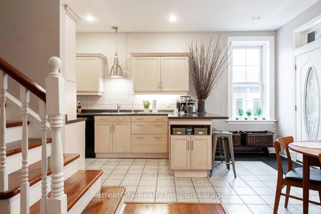 Photo 8 of 184 Brunswick Street, Stratford — HOMEH
