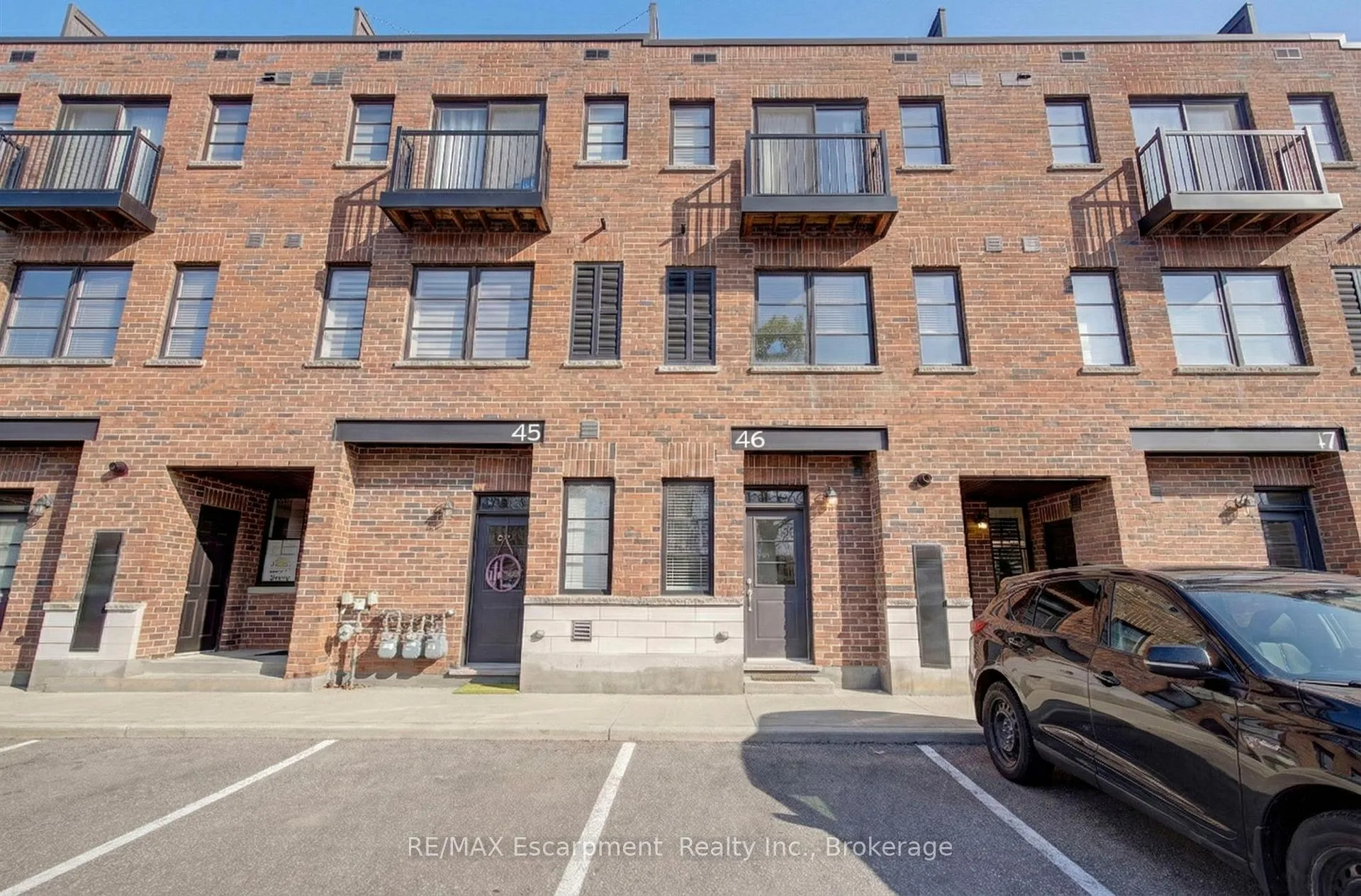 Front of Unit 46, 70 Plains Road W