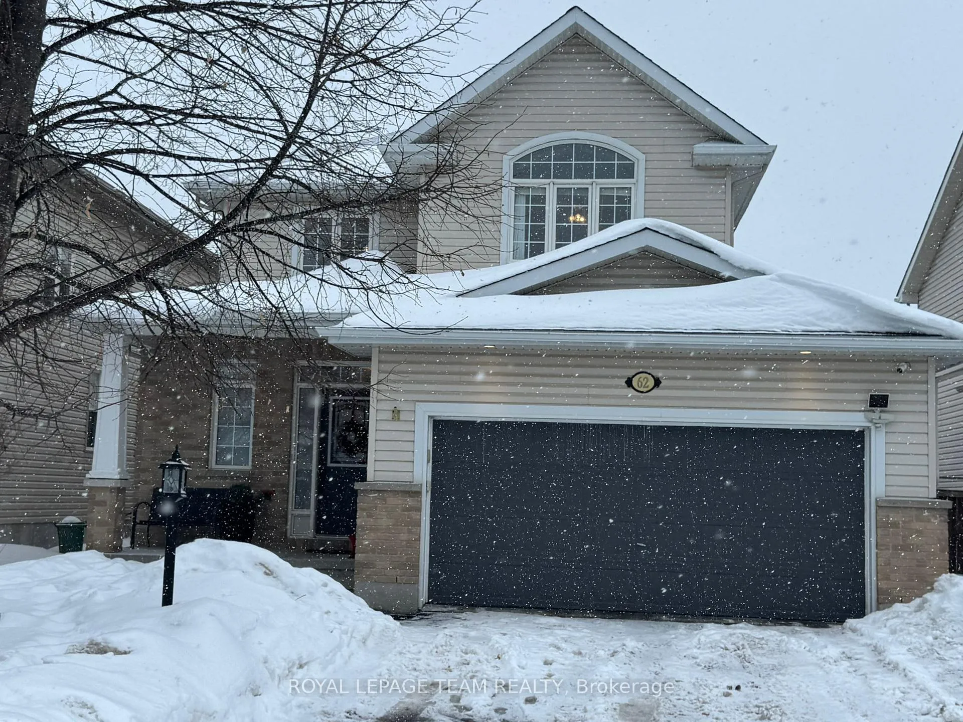 Photo 2 of 62 Black Bear Way, Ottawa, Stittsville (South) — HOMEH