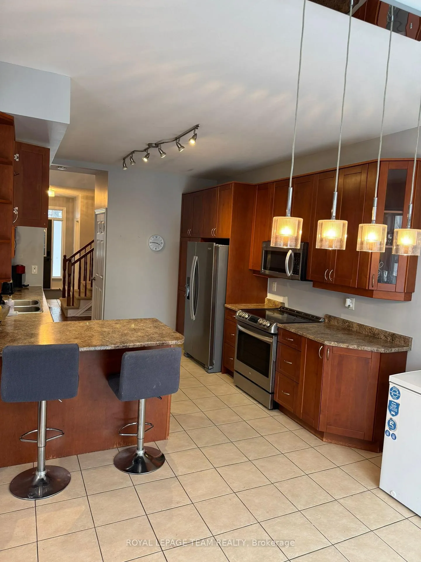 Photo 5 of 62 Black Bear Way, Ottawa, Stittsville (South) — HOMEH