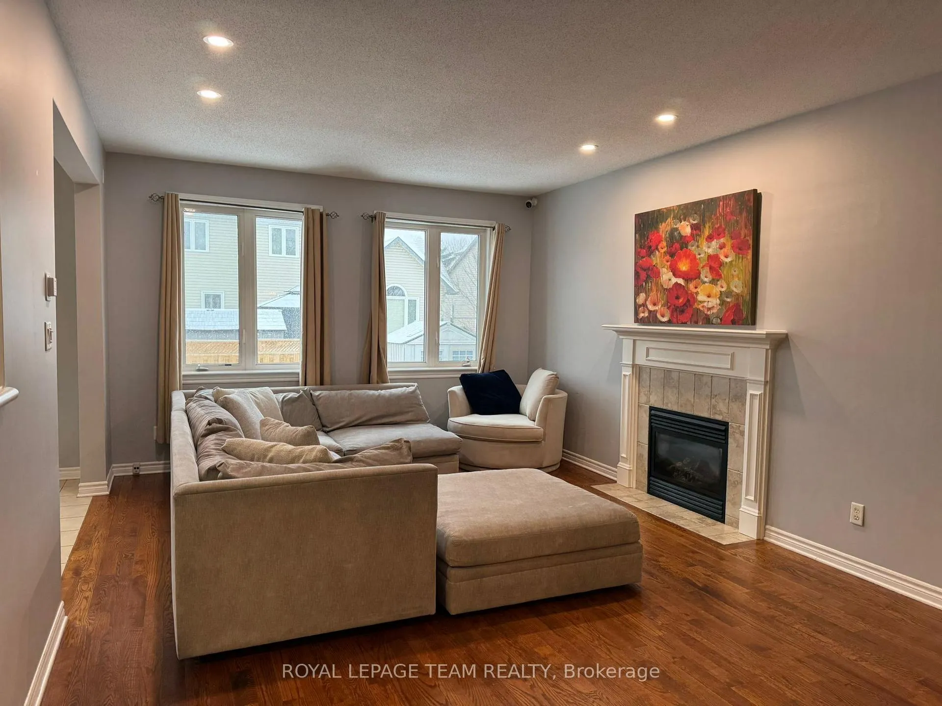 Photo 12 of 62 Black Bear Way, Ottawa, Stittsville (South) — HOMEH