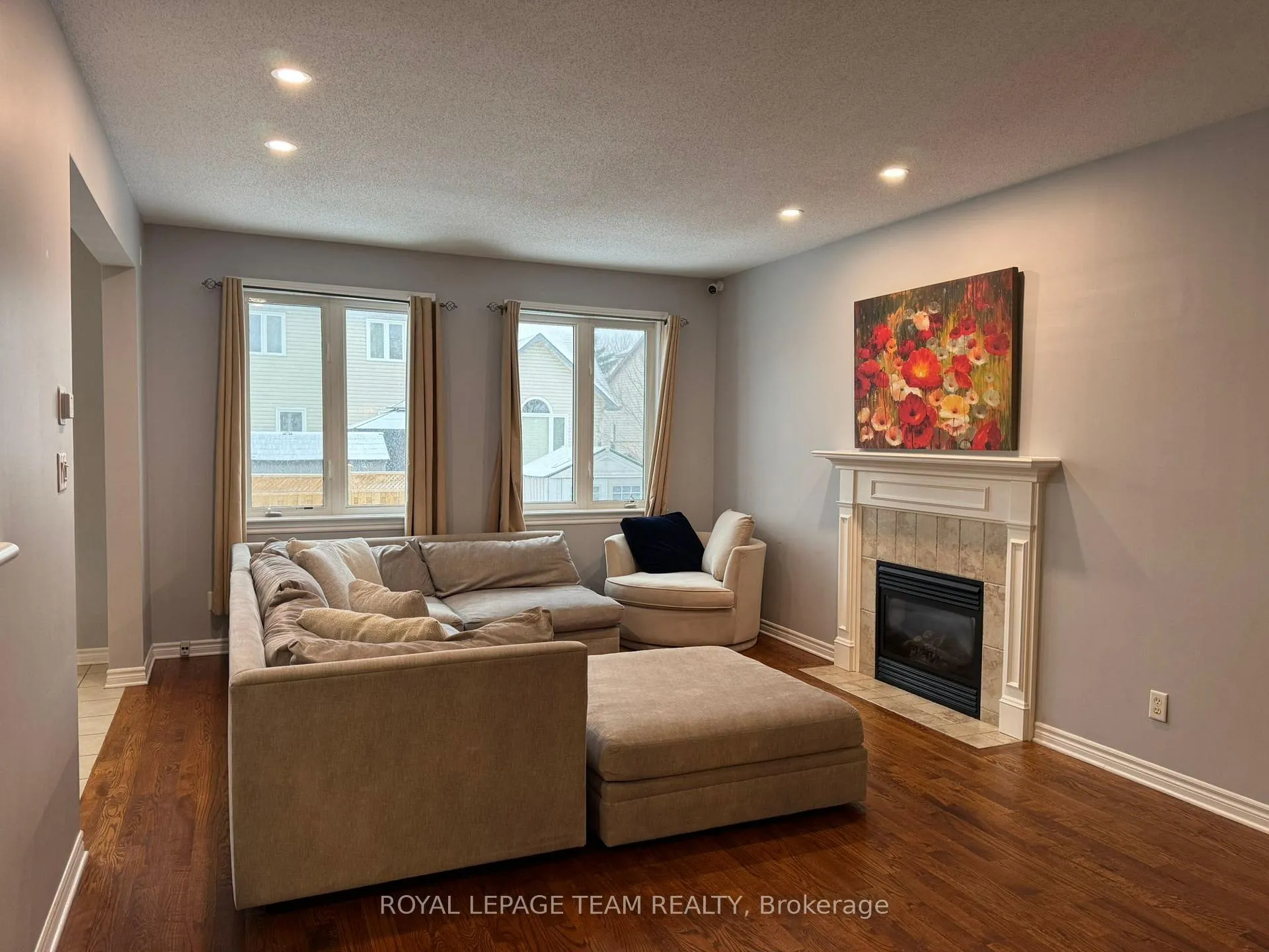 Photo 13 of 62 Black Bear Way, Ottawa, Stittsville (South) — HOMEH