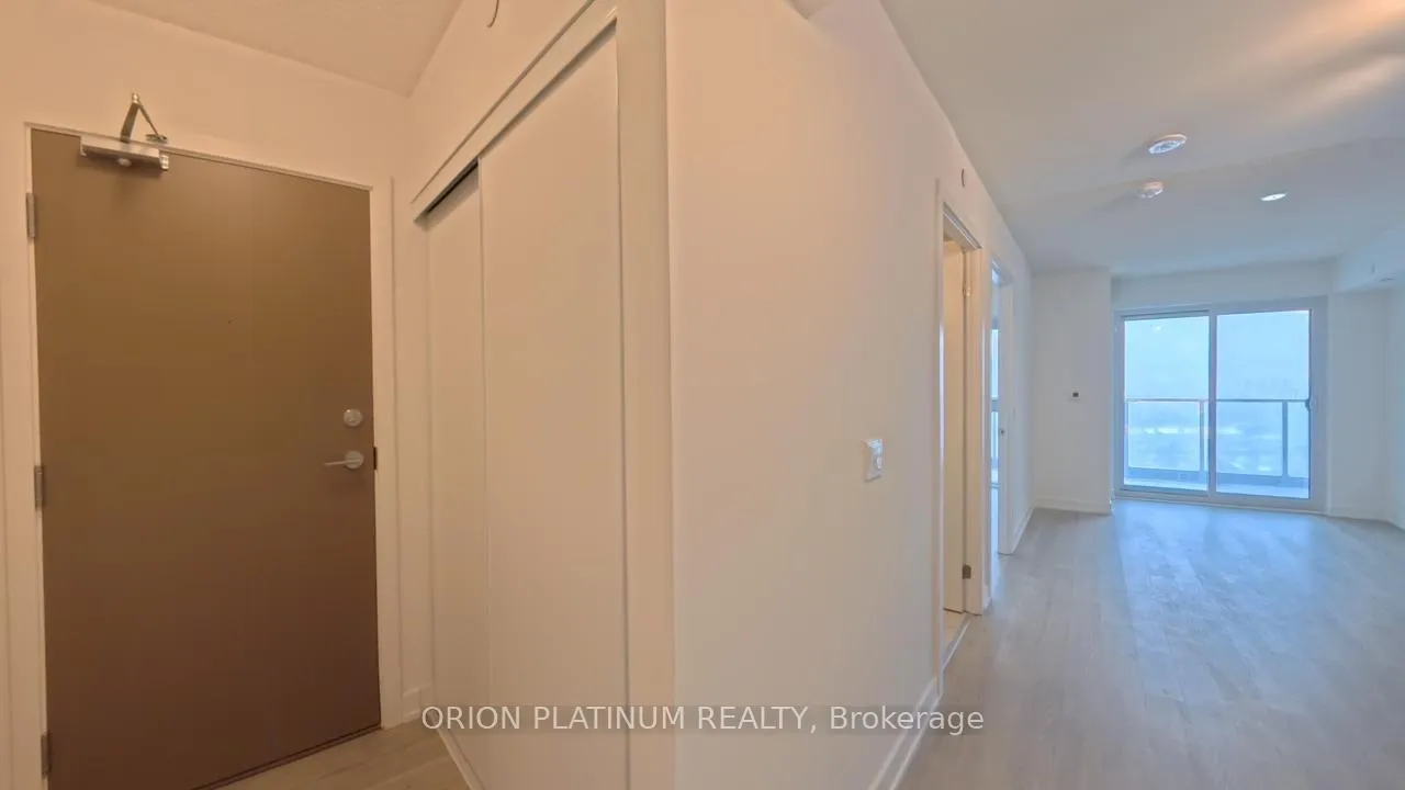 Photo 3 of Unit 1512, 1010 Sandy Beach Road, Pickering, Bay Ridges — HOMEH