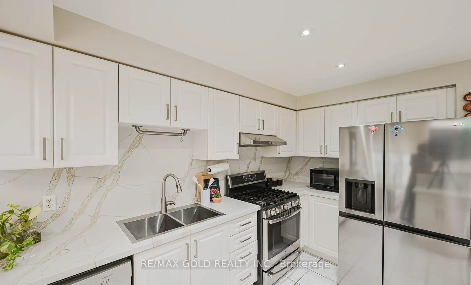 Photo 14 of 44 Ribbon Drive, Brampton, Sandringham-Wellington — HOMEH