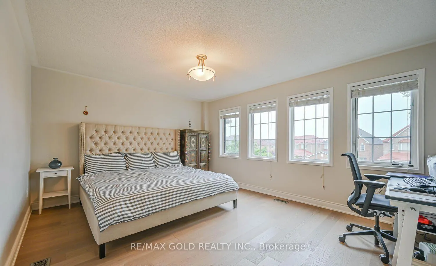 Photo 19 of 44 Ribbon Drive, Brampton, Sandringham-Wellington — HOMEH