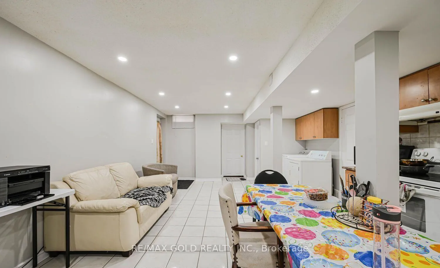 Photo 36 of 44 Ribbon Drive, Brampton, Sandringham-Wellington — HOMEH