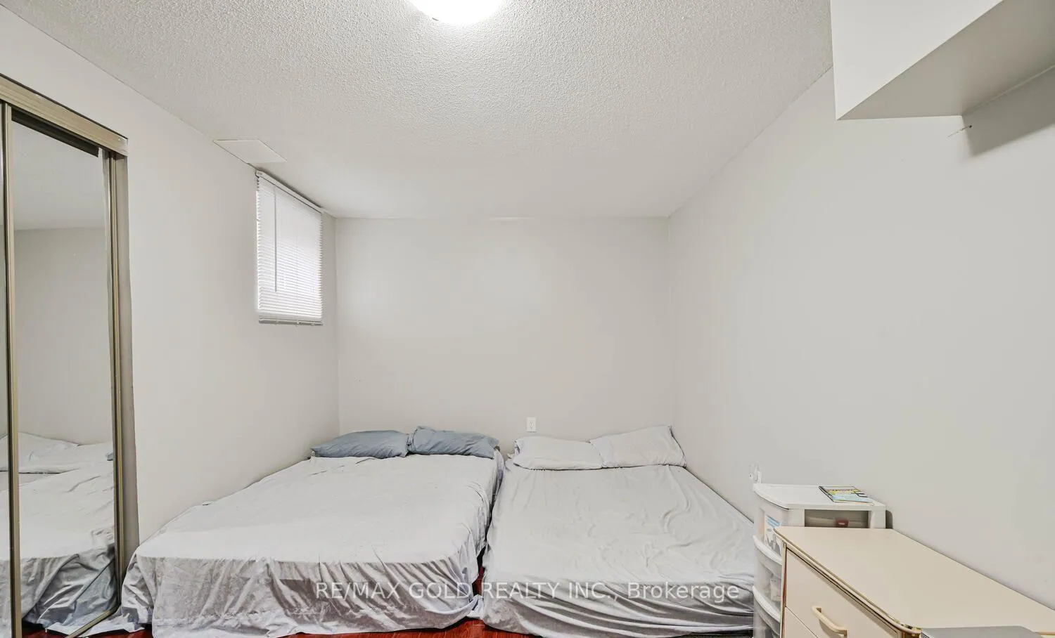 Photo 37 of 44 Ribbon Drive, Brampton, Sandringham-Wellington — HOMEH