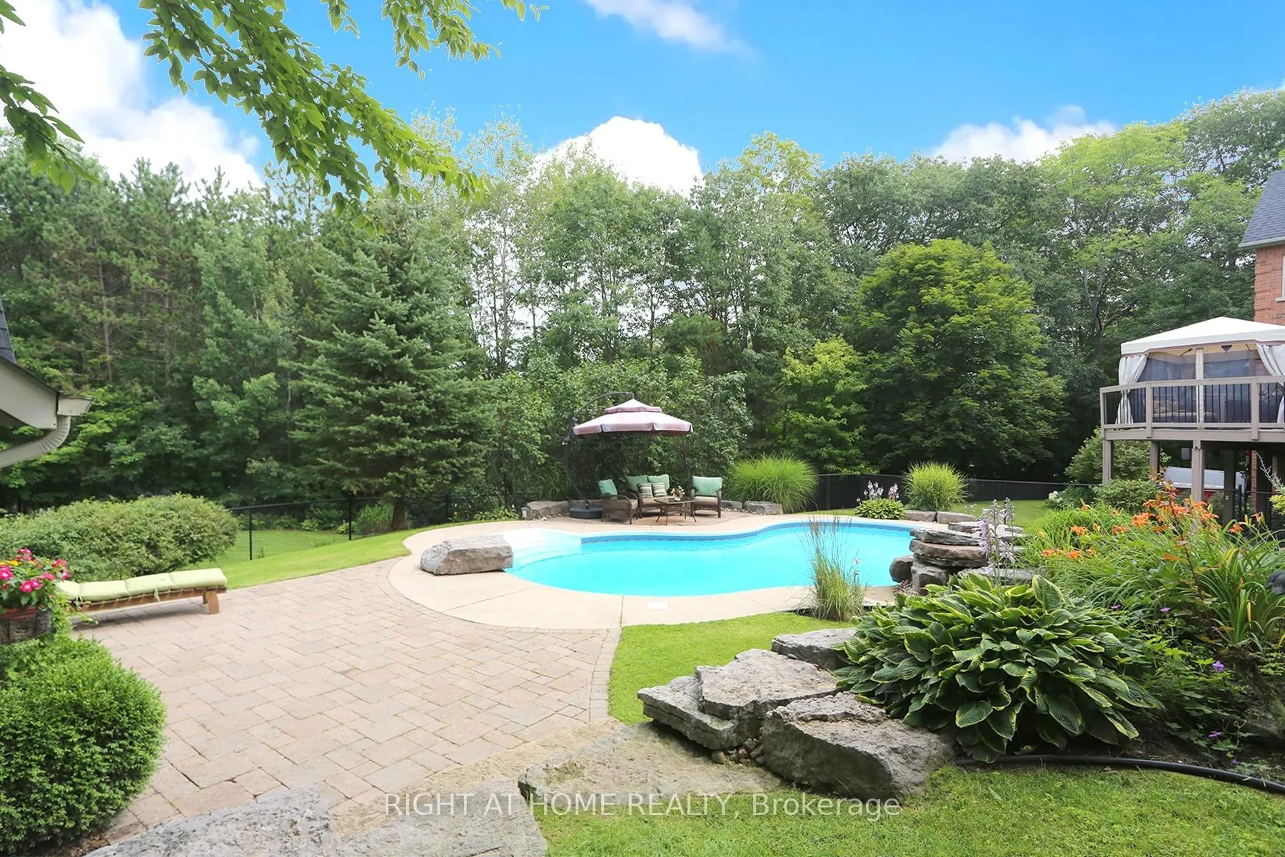 Photo 30 of 2 Oakview Place, Uxbridge, Rural Uxbridge — HOMEH