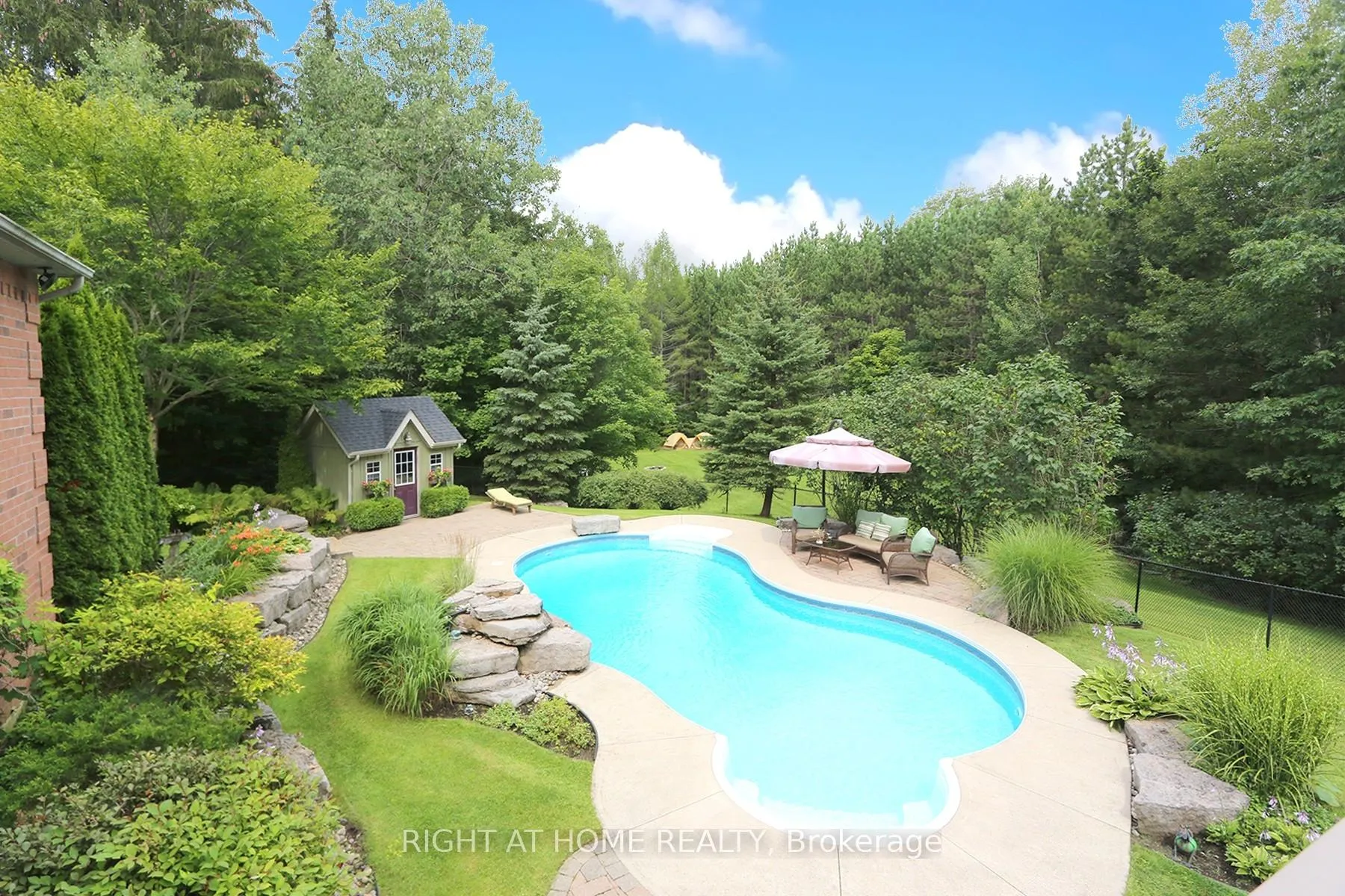 Photo 33 of 2 Oakview Place, Uxbridge, Rural Uxbridge — HOMEH