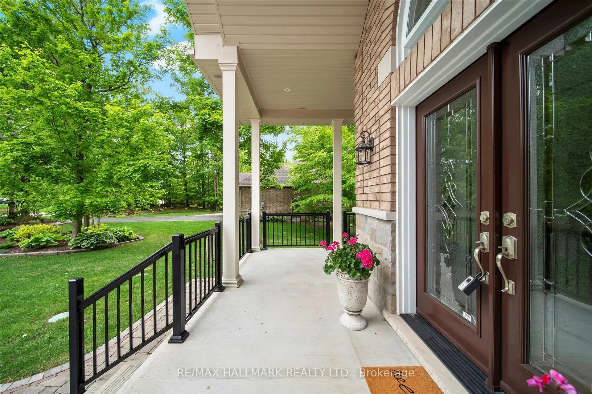 Photo 4 of 24 Diamond Valley Drive, Oro-Medonte, Sugarbush — HOMEH