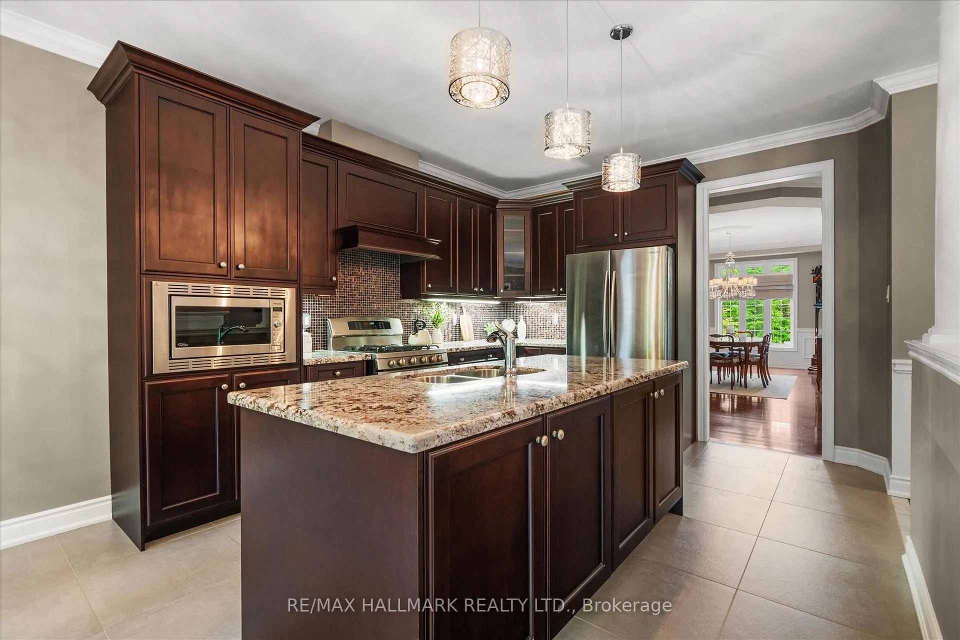 Photo 19 of 24 Diamond Valley Drive, Oro-Medonte, Sugarbush — HOMEH