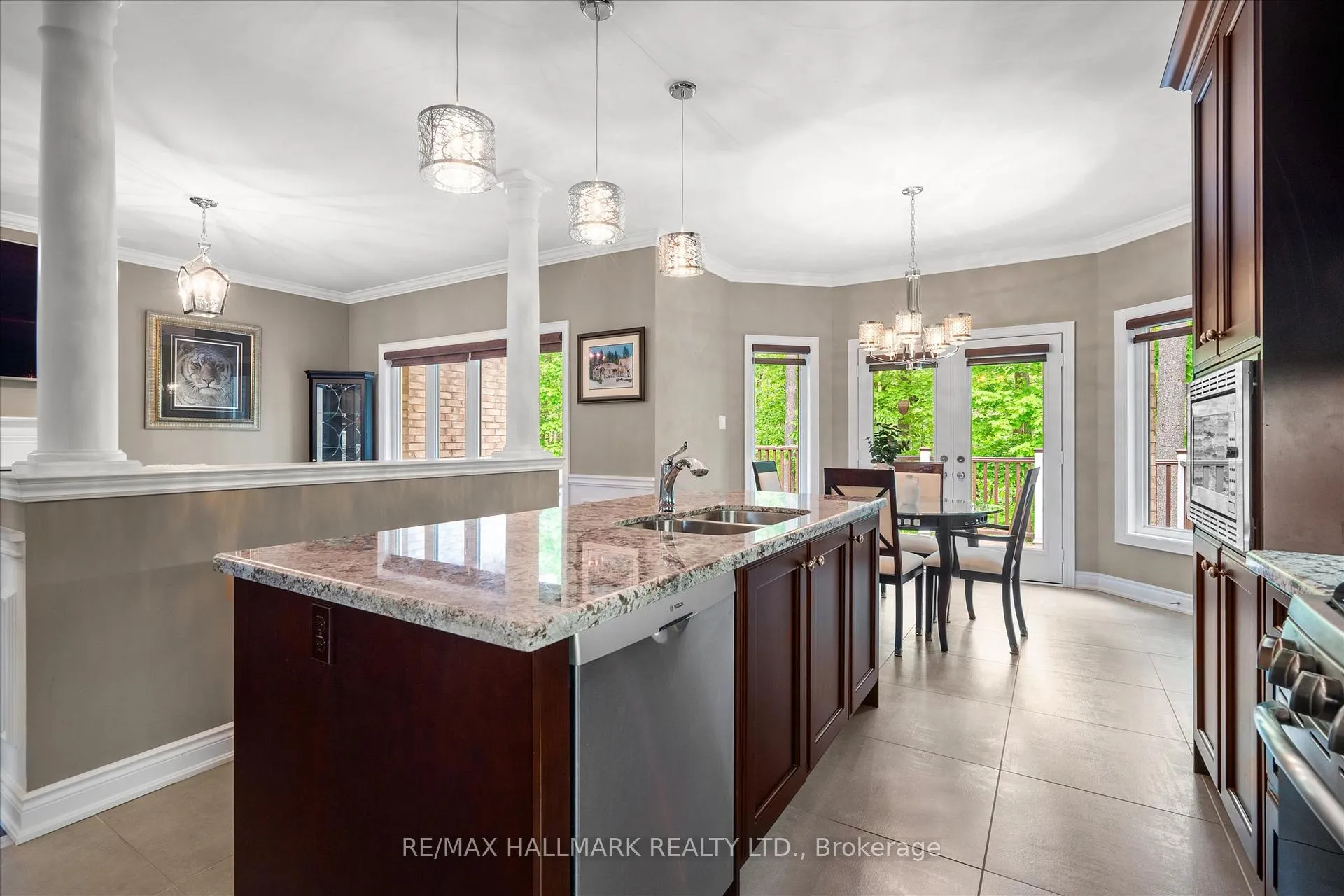 Photo 23 of 24 Diamond Valley Drive, Oro-Medonte, Sugarbush — HOMEH