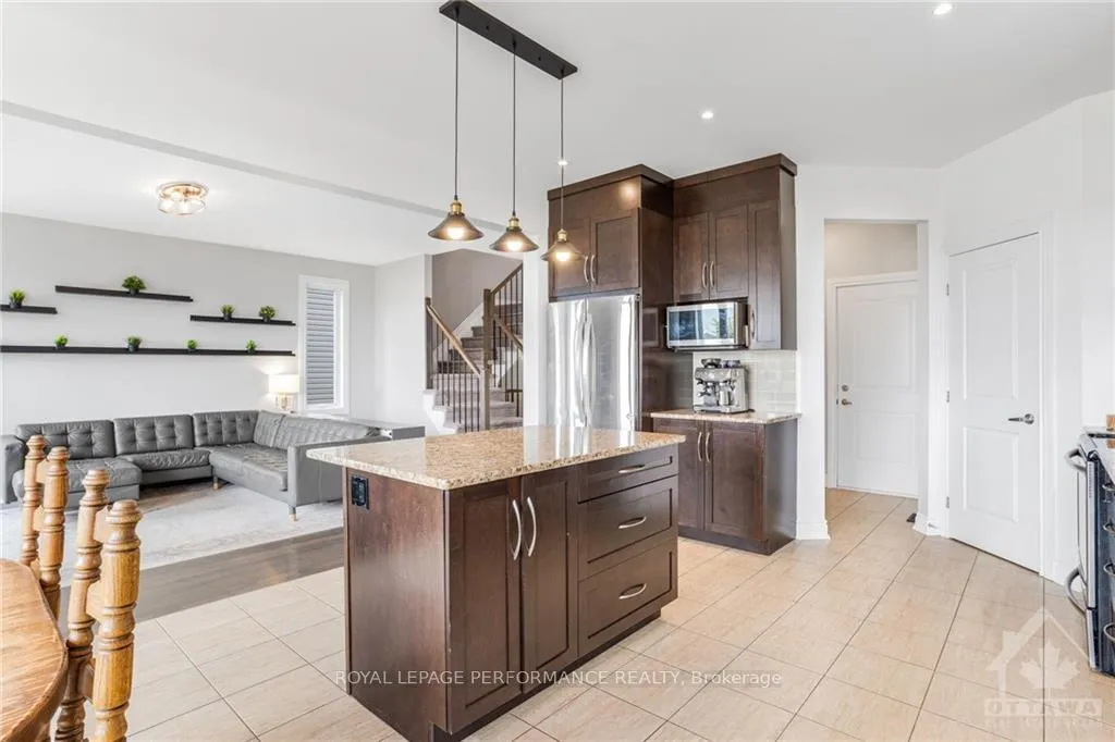 Photo 18 of 501 Fernside Street, Ottawa, Leitrim — HOMEH