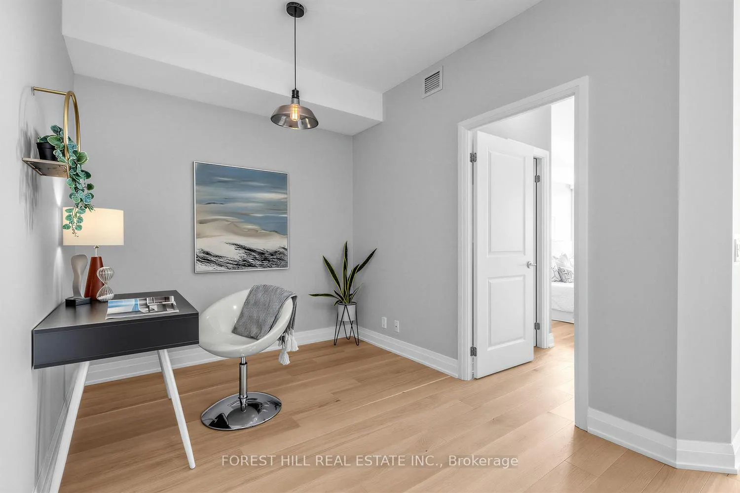 Photo 11 of Unit 701, 530 St. Clair Avenue W, Toronto, Humewood-Cedarvale — HOMEH