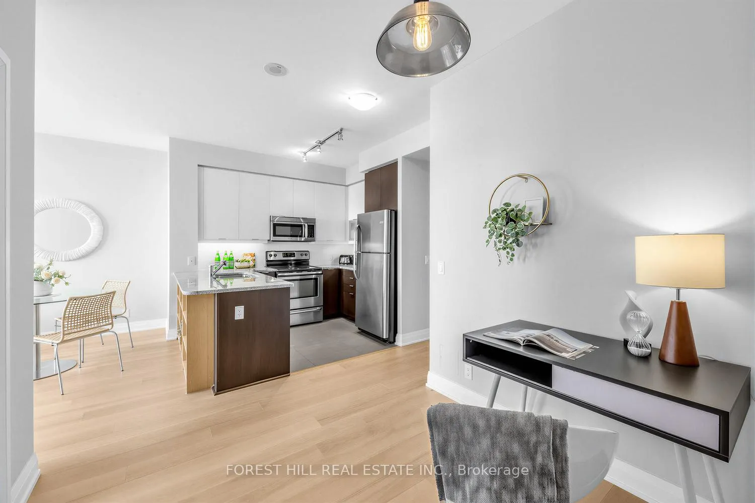 Photo 12 of Unit 701, 530 St. Clair Avenue W, Toronto, Humewood-Cedarvale — HOMEH