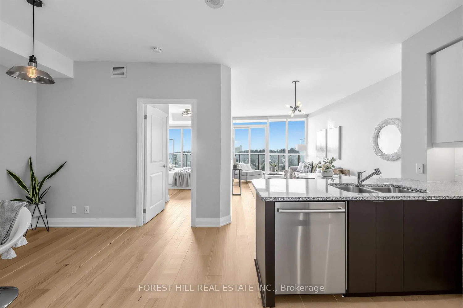 Photo 15 of Unit 701, 530 St. Clair Avenue W, Toronto, Humewood-Cedarvale — HOMEH