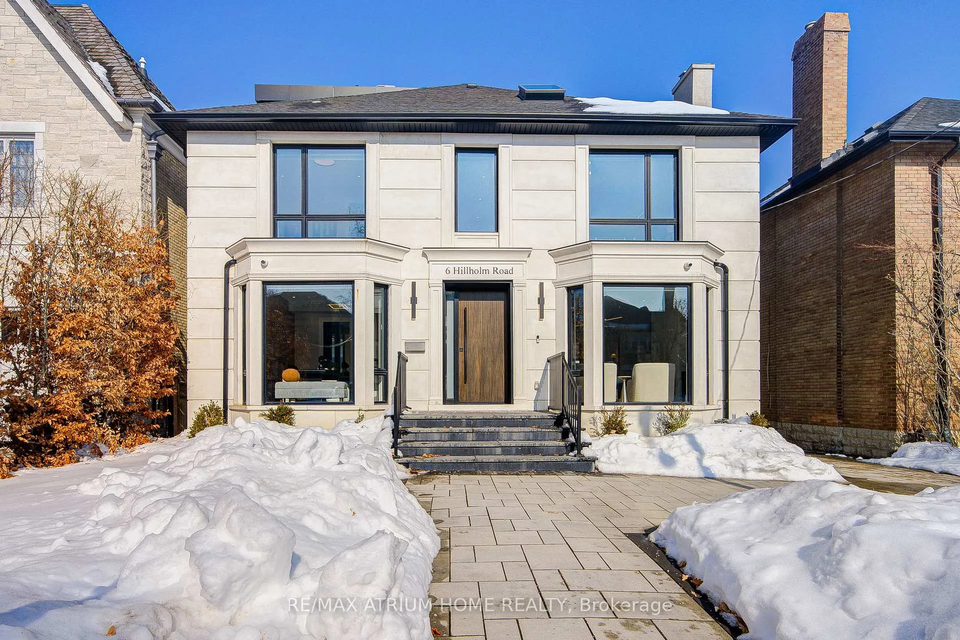 Front of 6 Hillholm Road