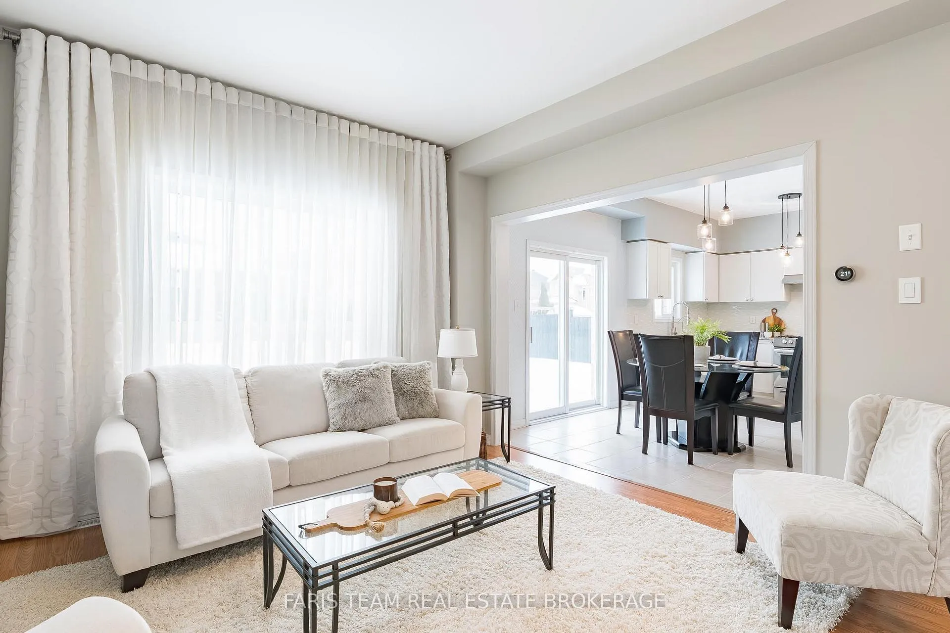 Photo 17 of 36 Connaught Lane, Barrie, Innis-Shore — HOMEH