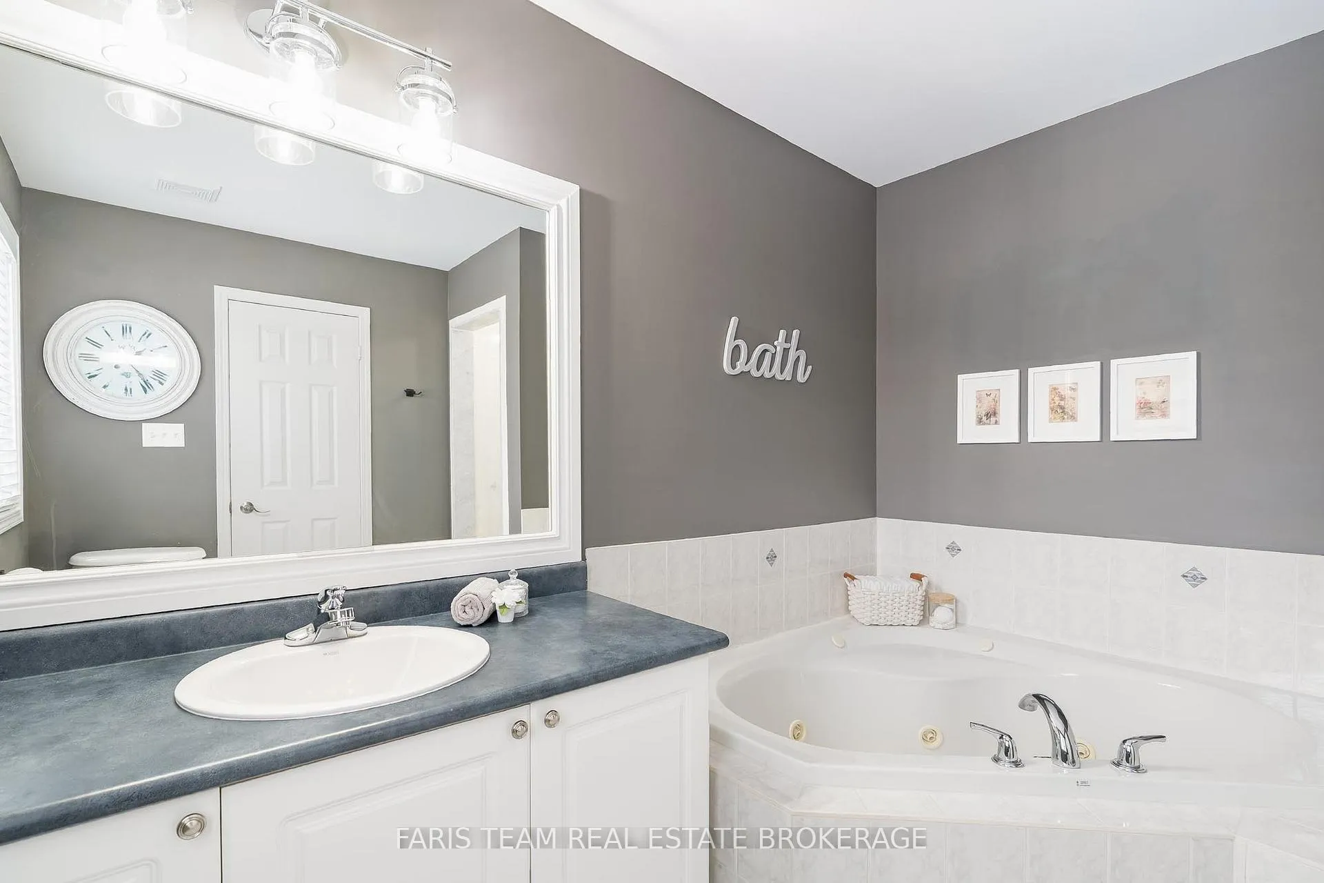 Photo 25 of 36 Connaught Lane, Barrie, Innis-Shore — HOMEH