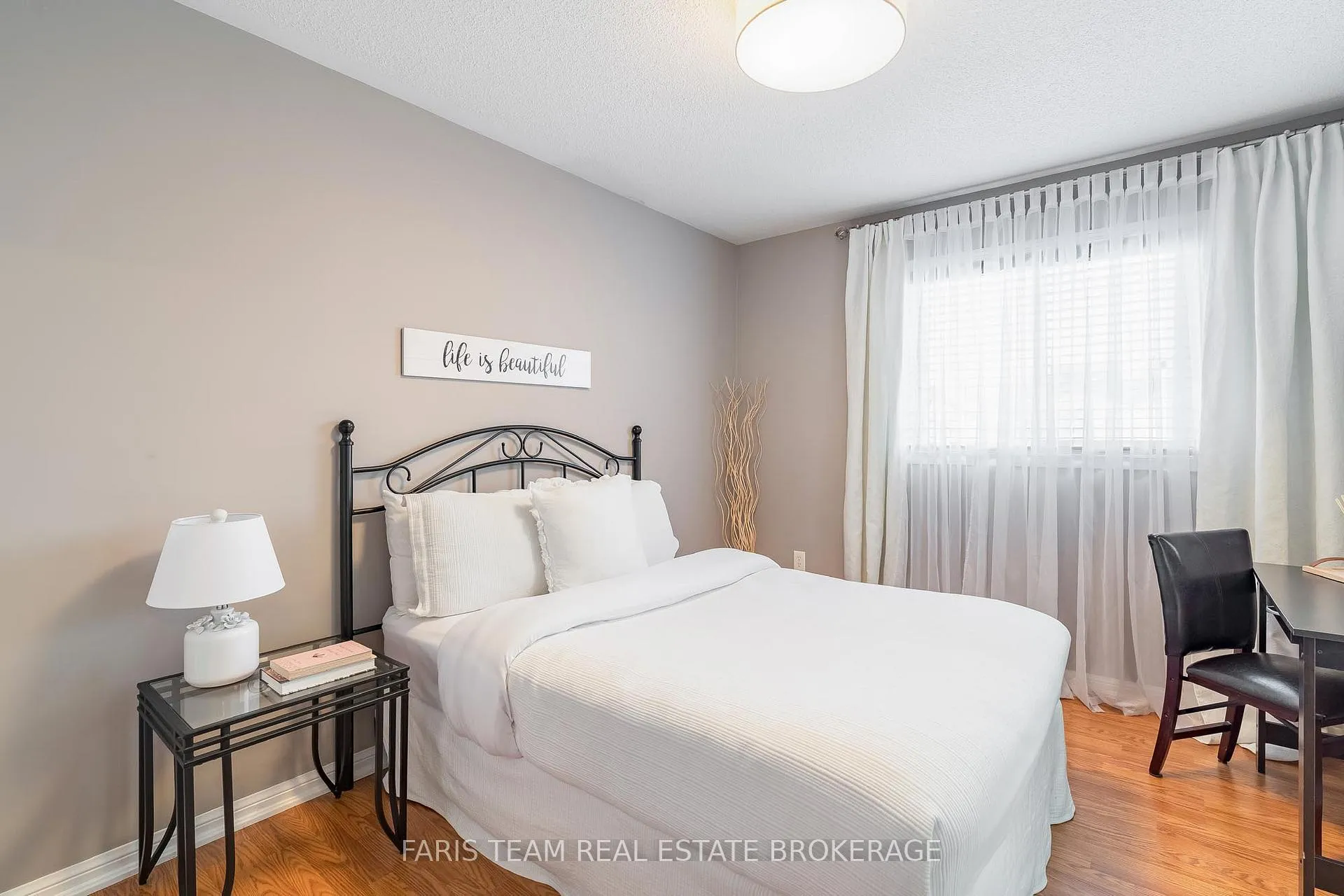 Photo 28 of 36 Connaught Lane, Barrie, Innis-Shore — HOMEH
