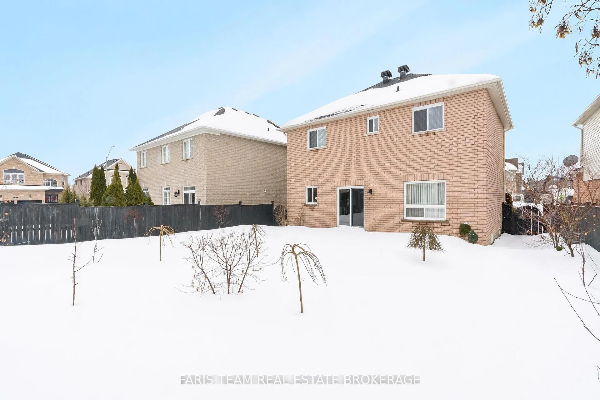 Photo 36 of 36 Connaught Lane, Barrie, Innis-Shore — HOMEH