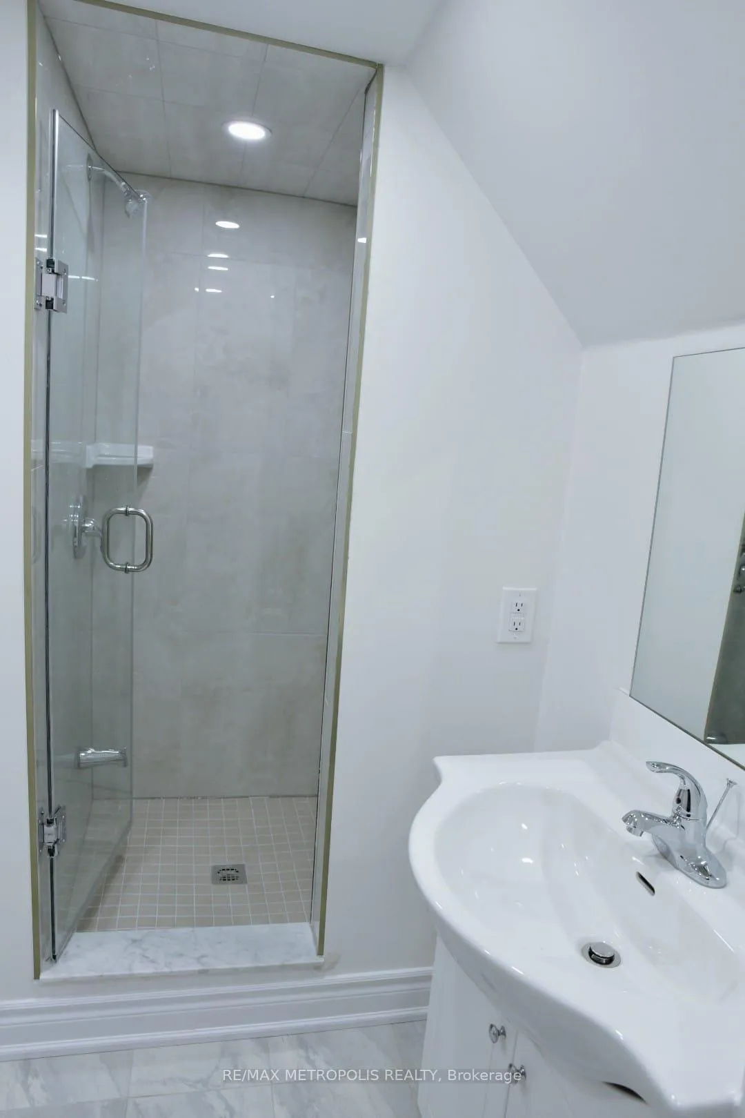Photo 24 of Unit Bsmt, 3 Elston Avenue, Ajax, Northeast Ajax — HOMEH