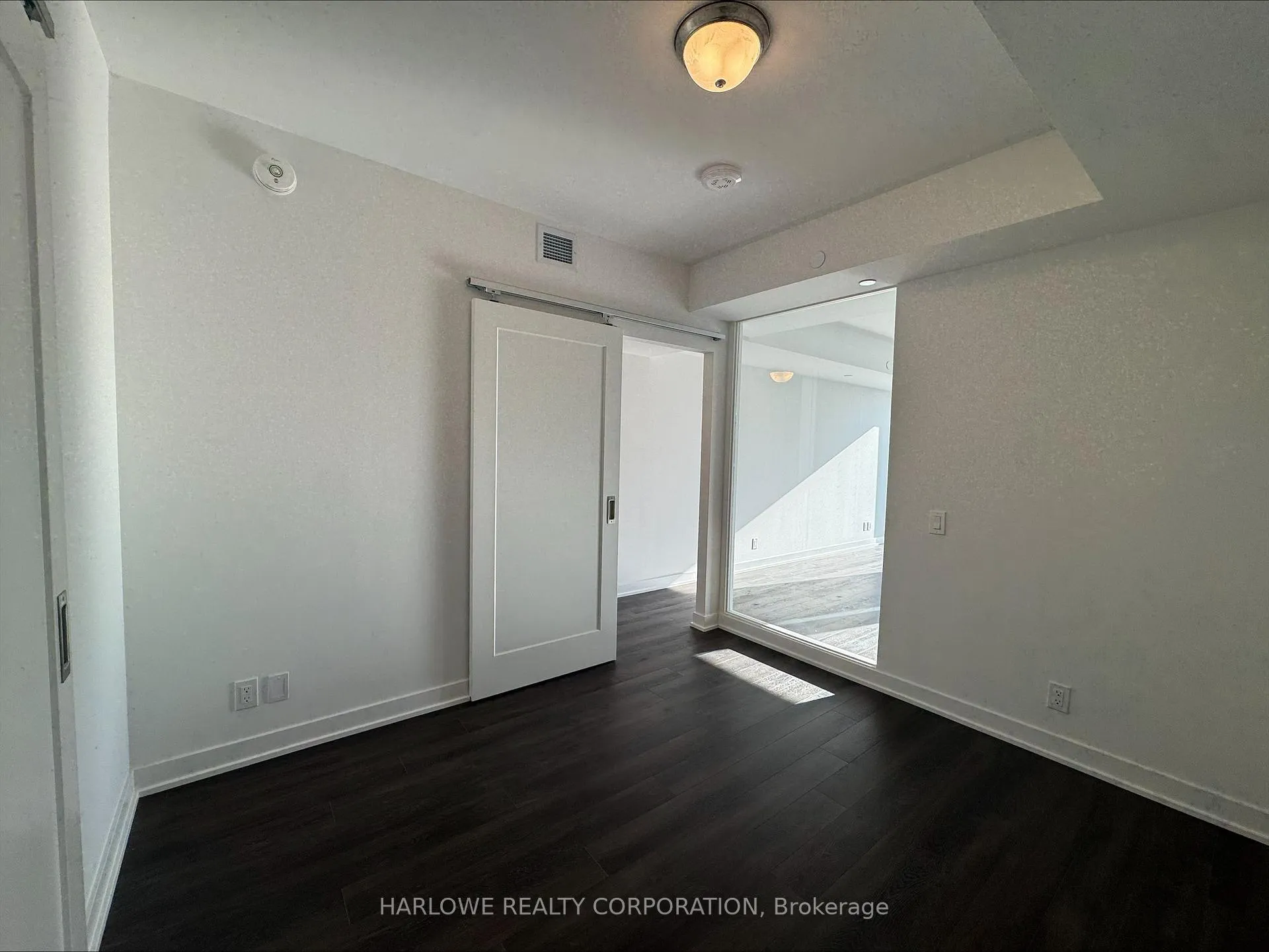 Photo 4 of Unit 419, 2 Manderley Drive, Scarborough, Birchcliffe-Cliffside — HOMEH