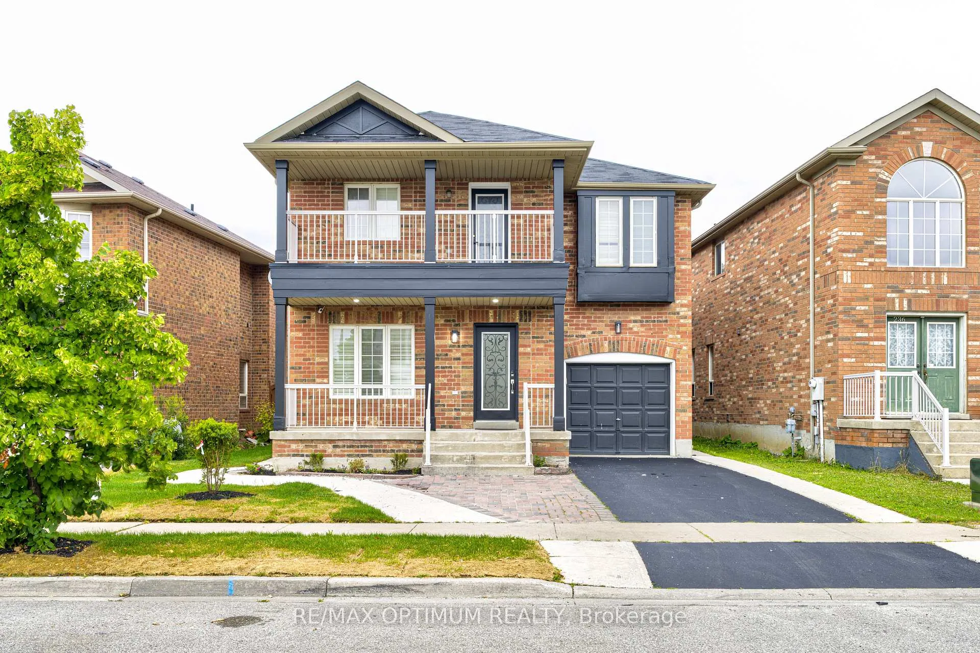 Photo 2 of Unit Main & 2nd, 234 Valleyway Drive, Brampton, Credit Valley — HOMEH