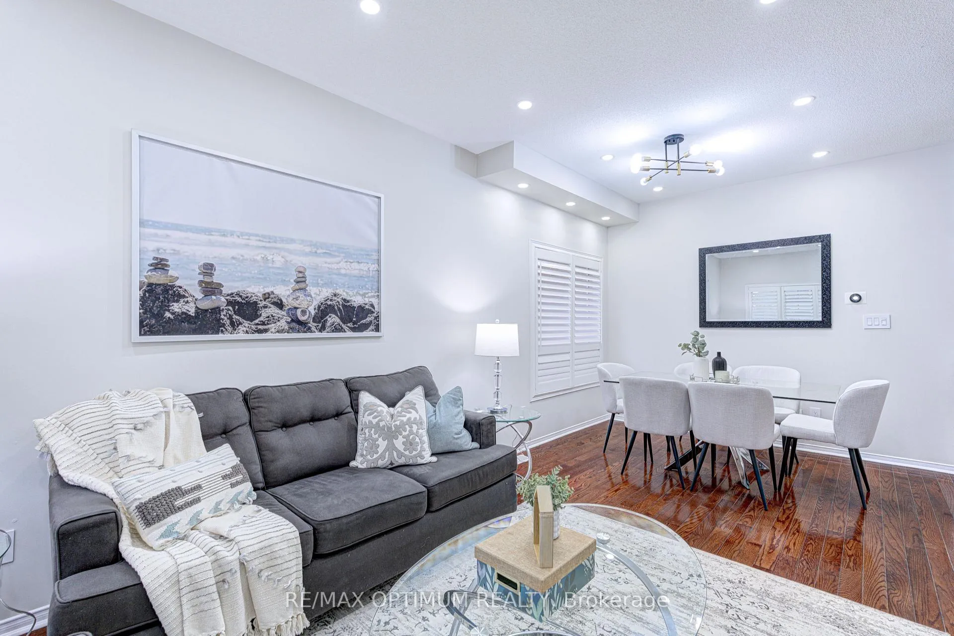 Photo 6 of Unit Main & 2nd, 234 Valleyway Drive, Brampton, Credit Valley — HOMEH