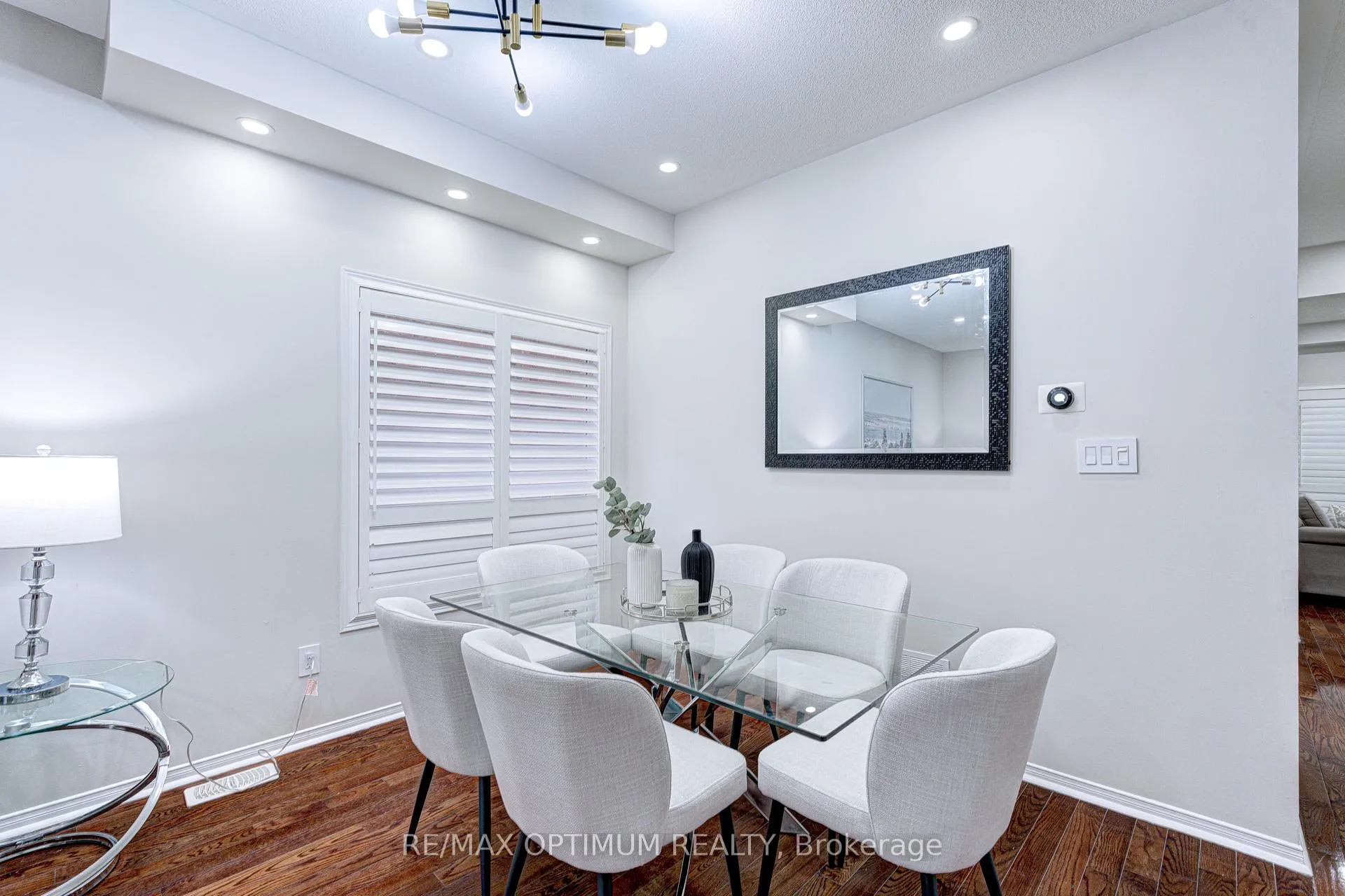 Photo 10 of Unit Main & 2nd, 234 Valleyway Drive, Brampton, Credit Valley — HOMEH