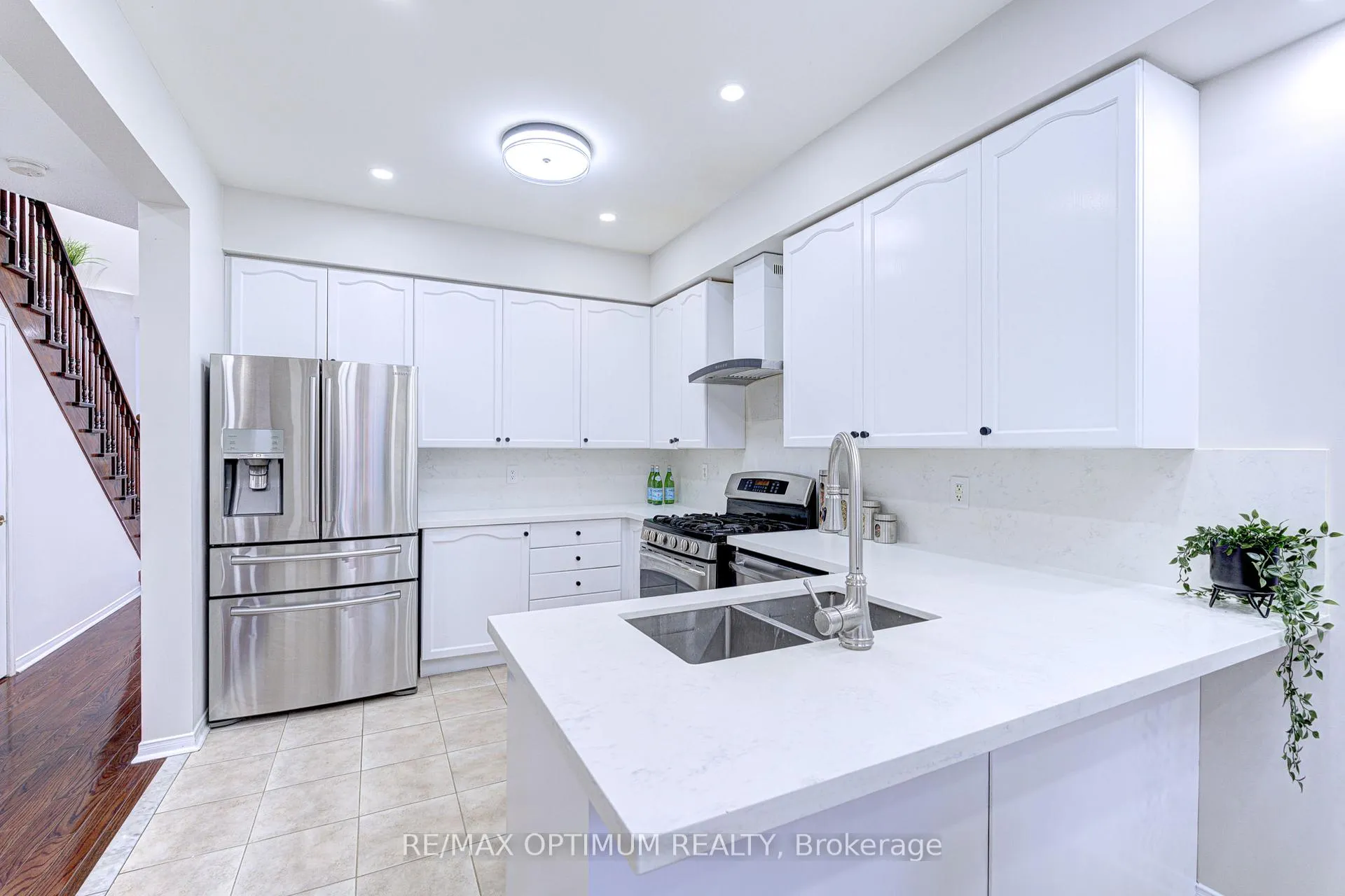 Photo 18 of Unit Main & 2nd, 234 Valleyway Drive, Brampton, Credit Valley — HOMEH