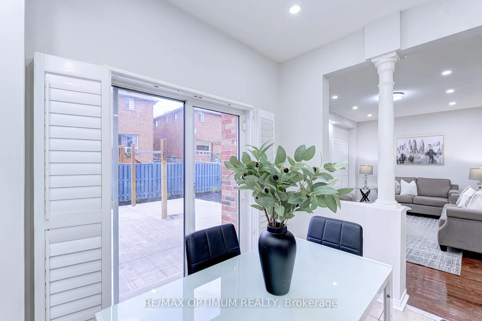 Photo 19 of Unit Main & 2nd, 234 Valleyway Drive, Brampton, Credit Valley — HOMEH