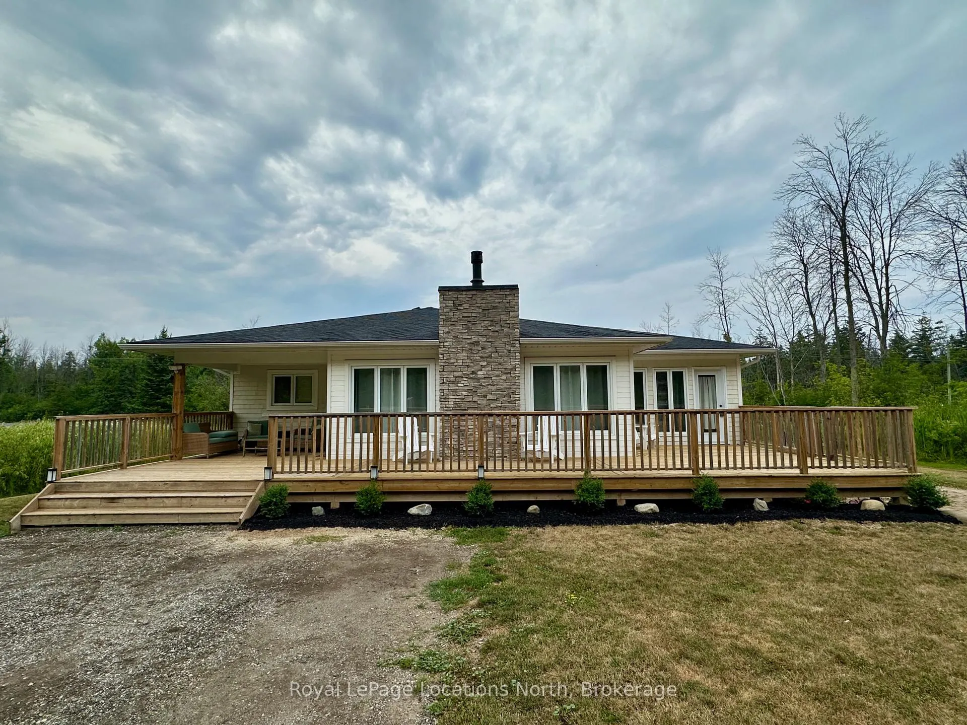 Photo 8 of 141 Old Highway 26, Meaford — HOMEH
