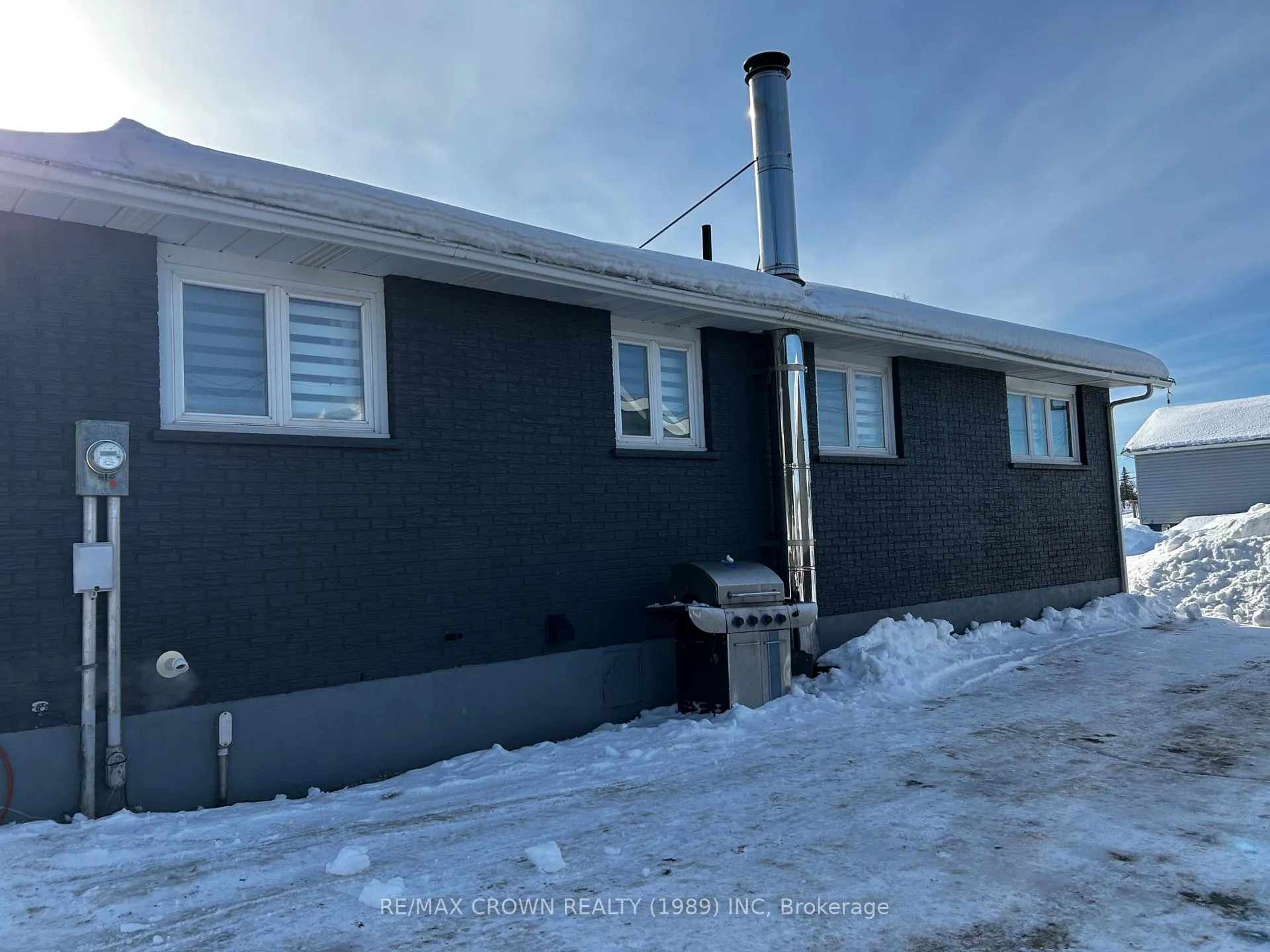Photo 4 of 448 Government Road E, Kapuskasing — HOMEH